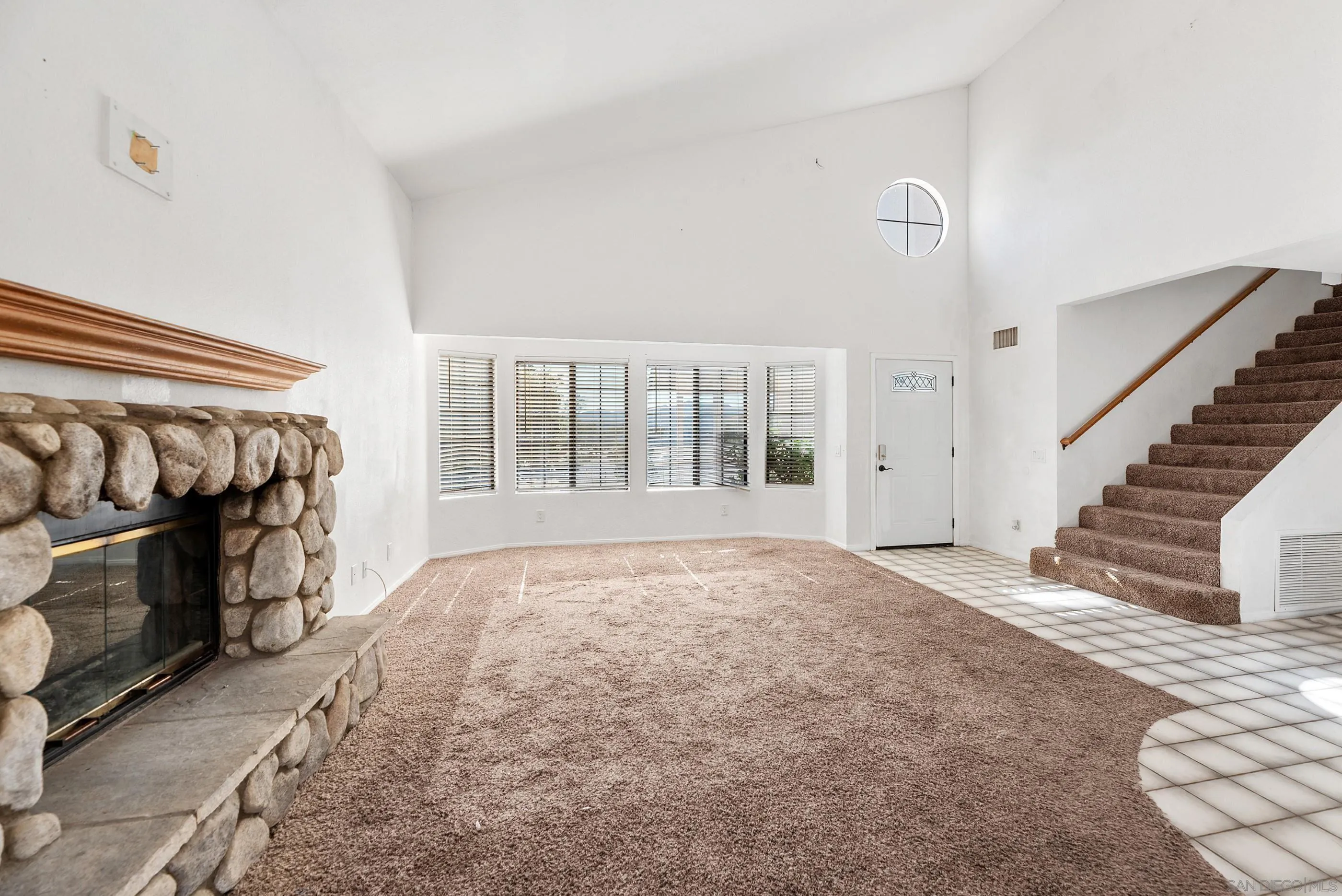 Ramona, California, 92065, United States, 4 Bedrooms Bedrooms, ,3 BathroomsBathrooms,Residential,For Sale,1985342