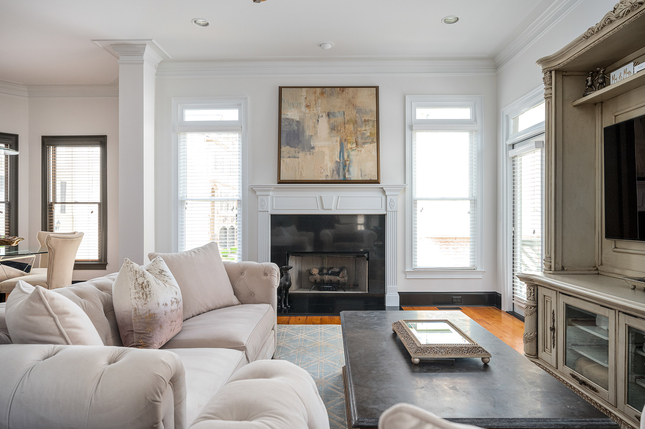  One-of-a-Kind Townhome in the Heart of Brookhaven - 物件實景