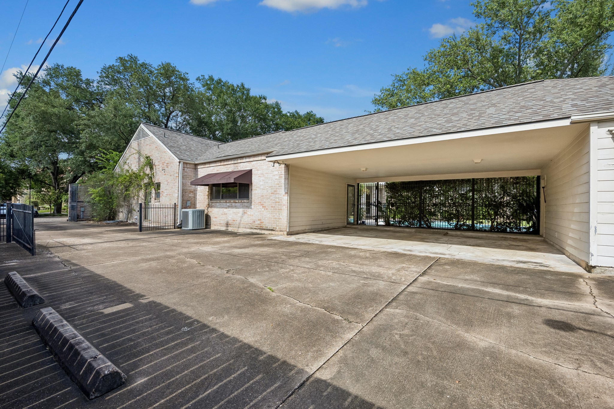  802 Briar Ridge Drive - 物件實景