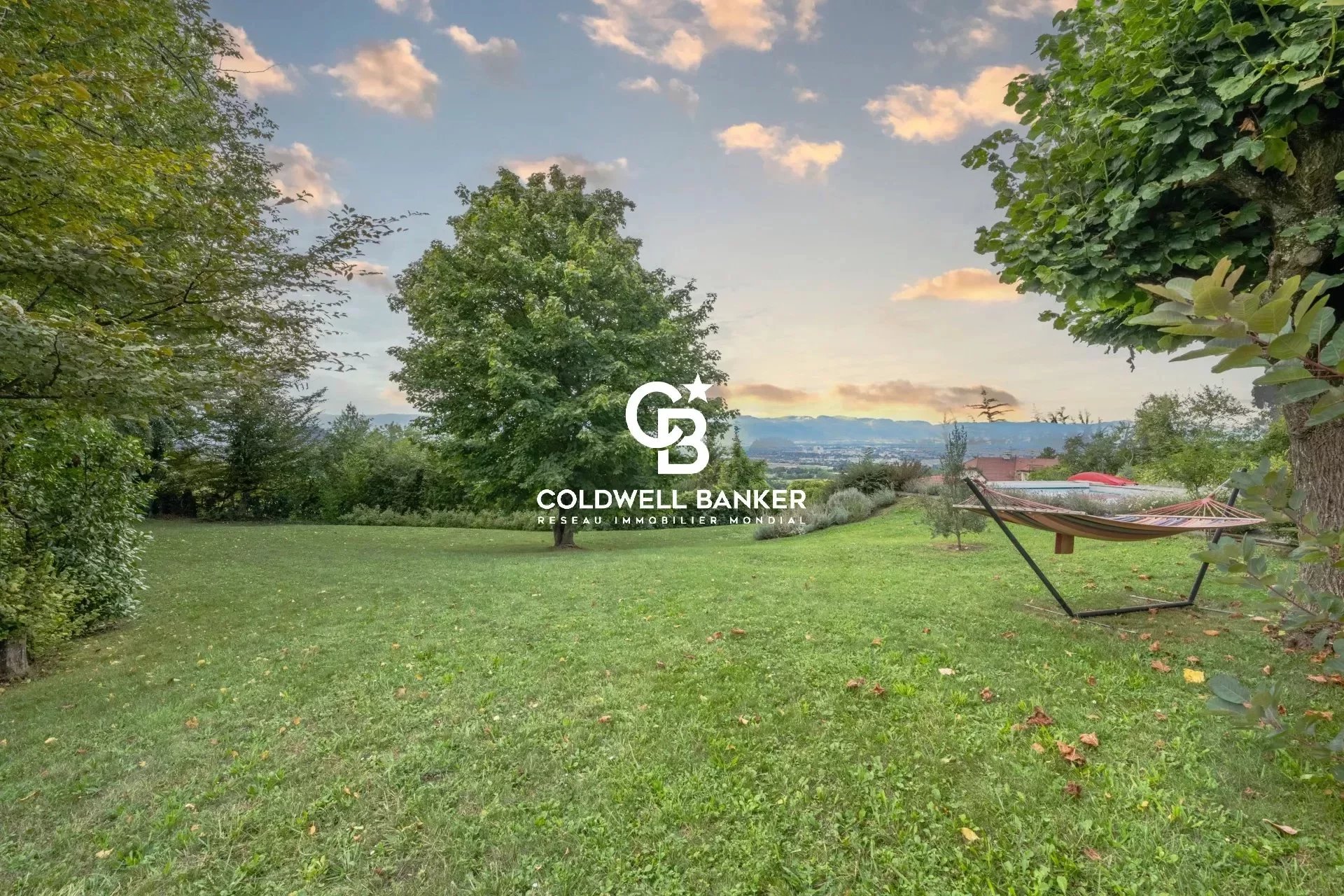 Collonges-sous-Salève, Auvergne-Rhône-Alpes, 74160, FR, 5 Bedrooms Bedrooms, ,10 BathroomsBathrooms,Residential,For Sale,1994633