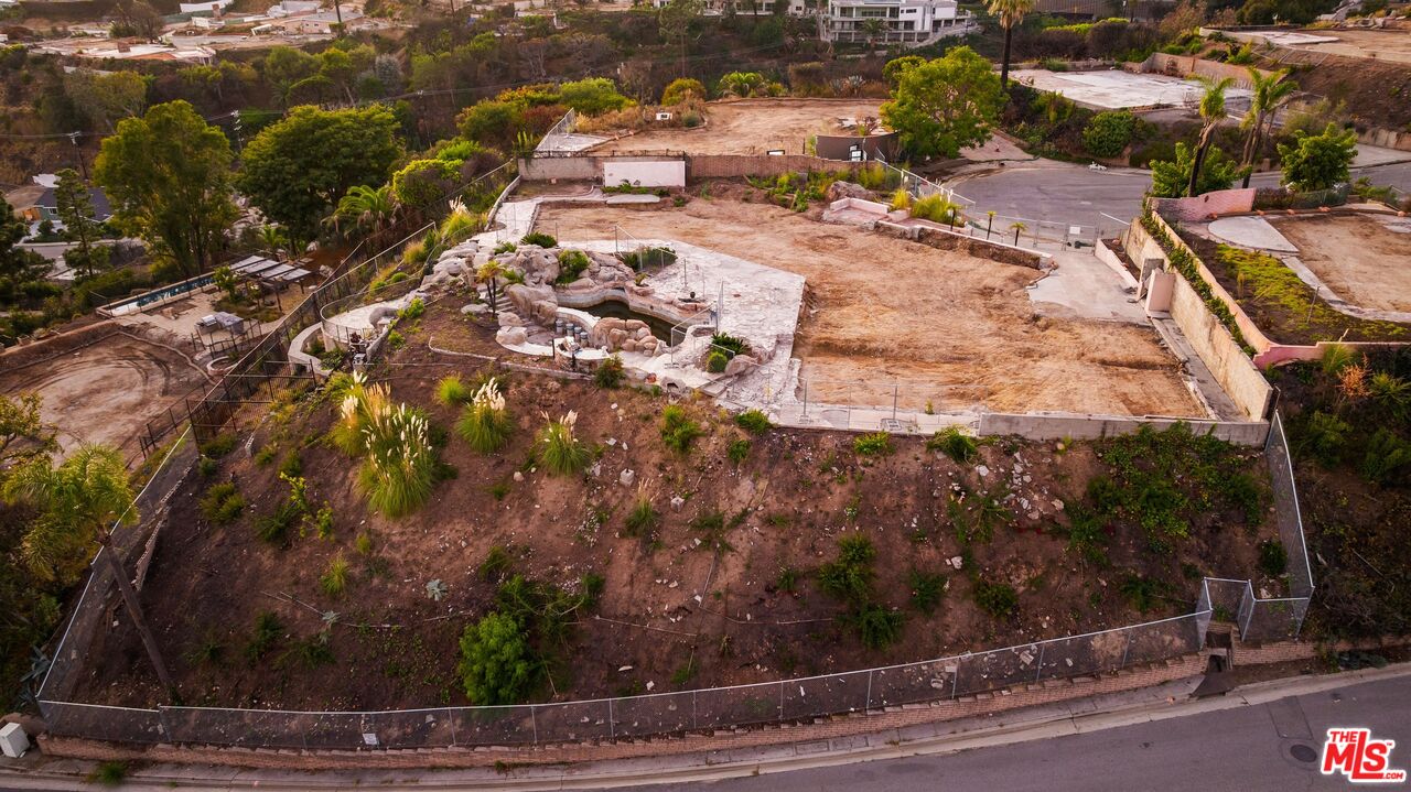 Pacific Palisades, California, 90272, United States, ,Land,For Sale,1997431