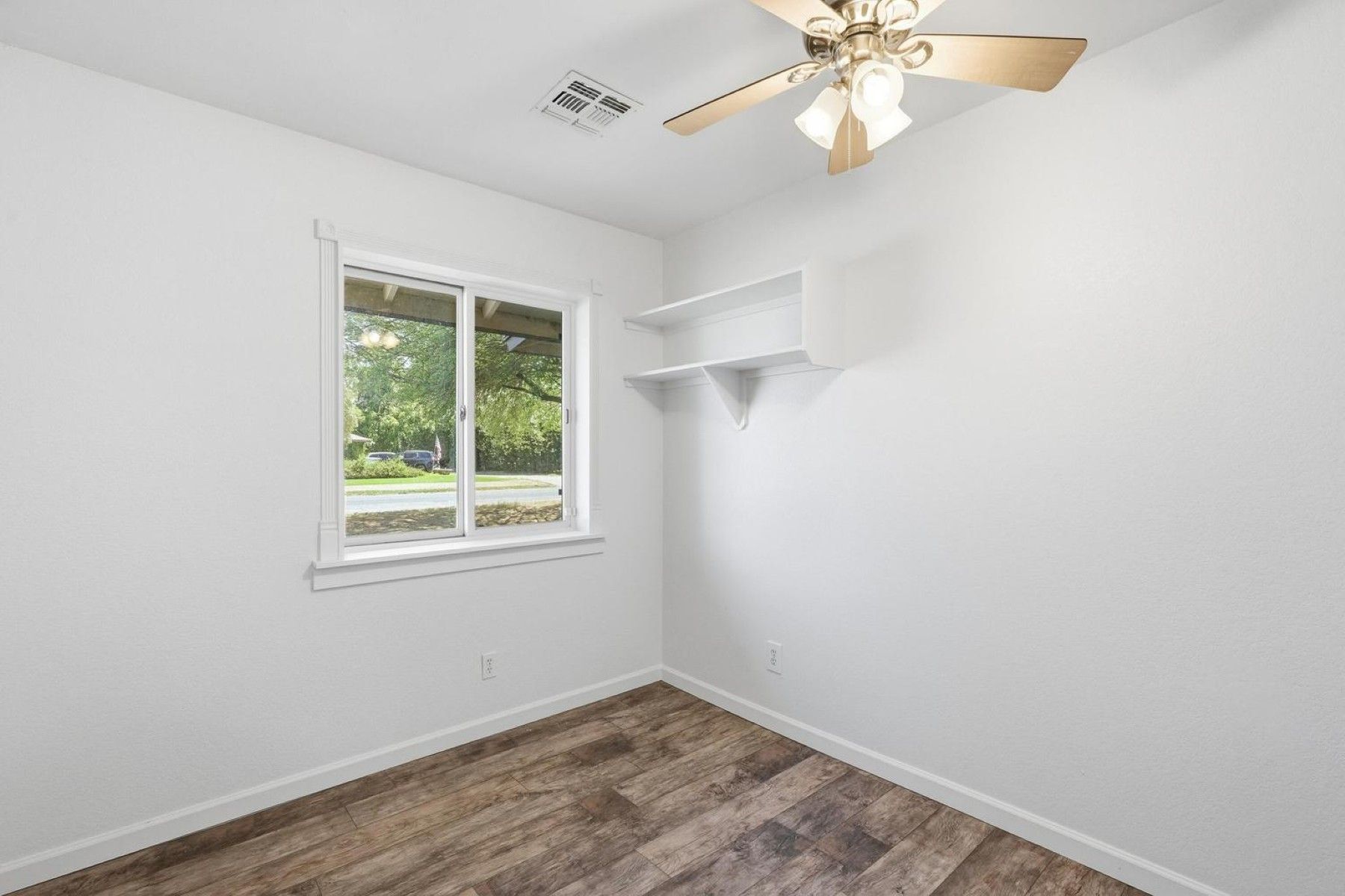  2266 E Willis Rd  Gilbert, AZ - 物件實景