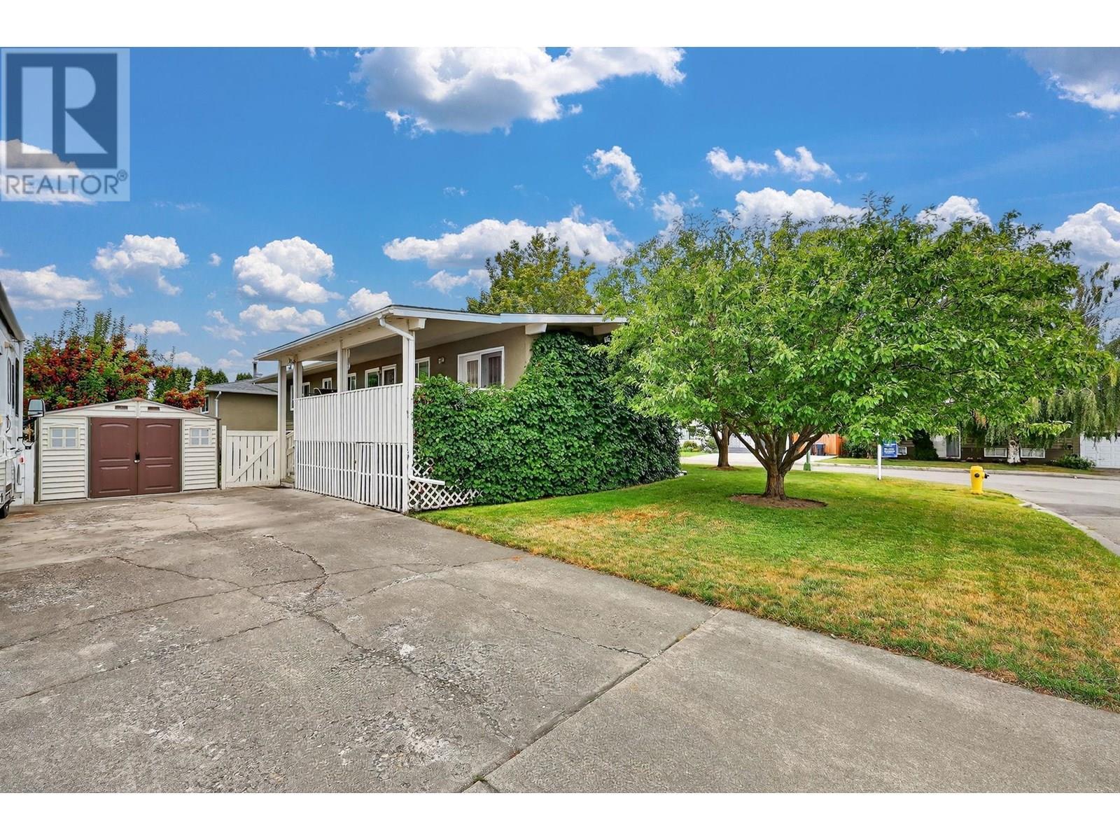 KELOWNA, British Columbia, V1Y 3S7, CA, 5 Bedrooms Bedrooms, ,2 BathroomsBathrooms,Residential,For Sale,1902795