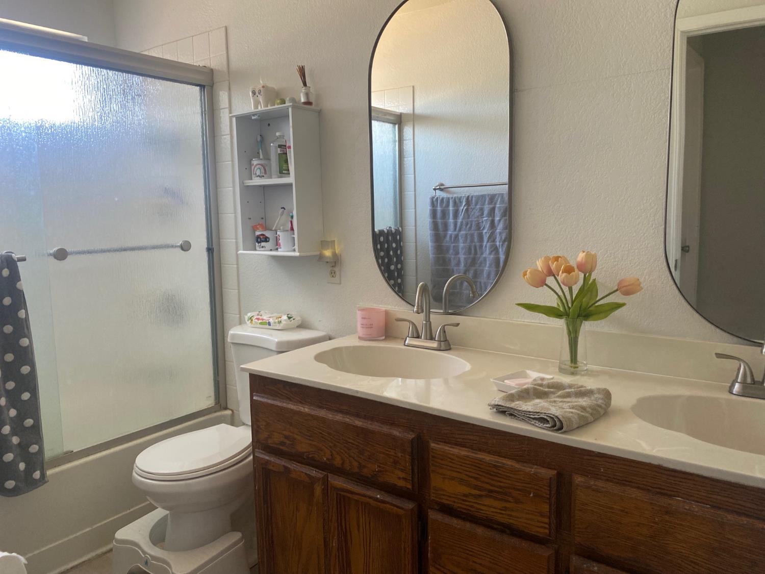 Sacramento, California, 95838, United States, 4 Bedrooms Bedrooms, ,3 BathroomsBathrooms,Residential,For Sale,1895682