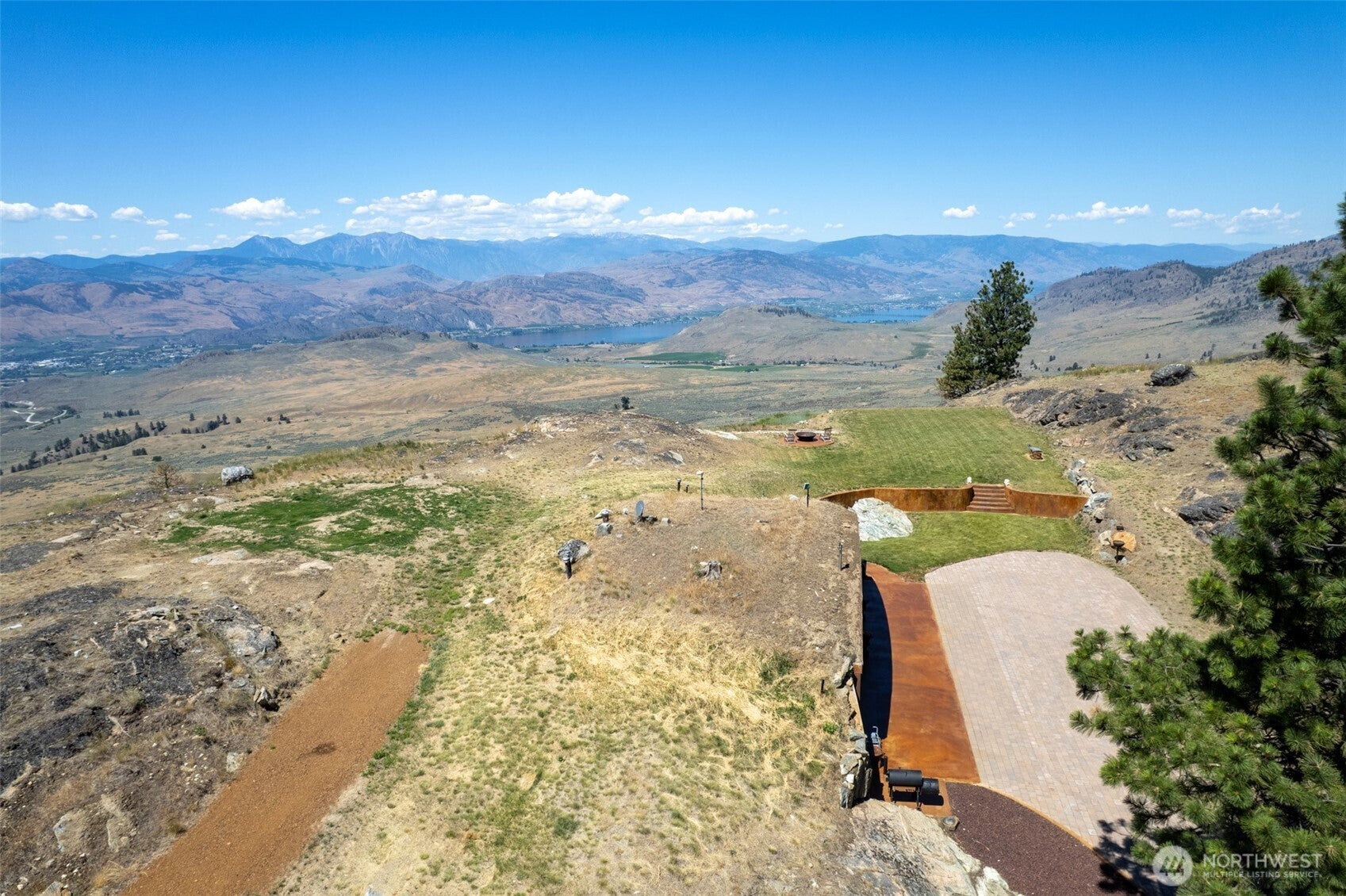 Oroville, Washington, 98844, United States, 1 Bedroom Bedrooms, ,Residential,For Sale,1882313