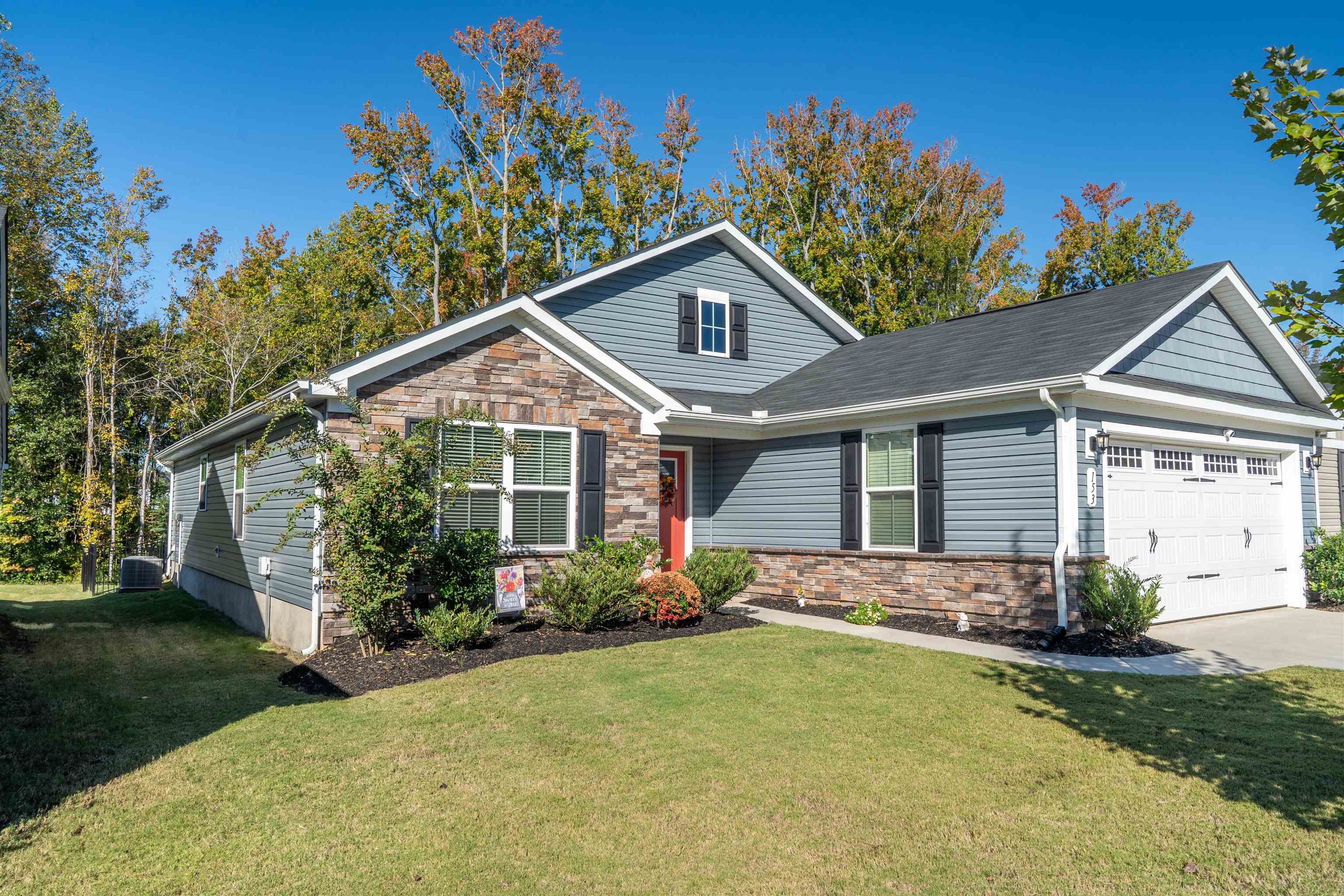 Southwell St, Woodruff, SC 29388