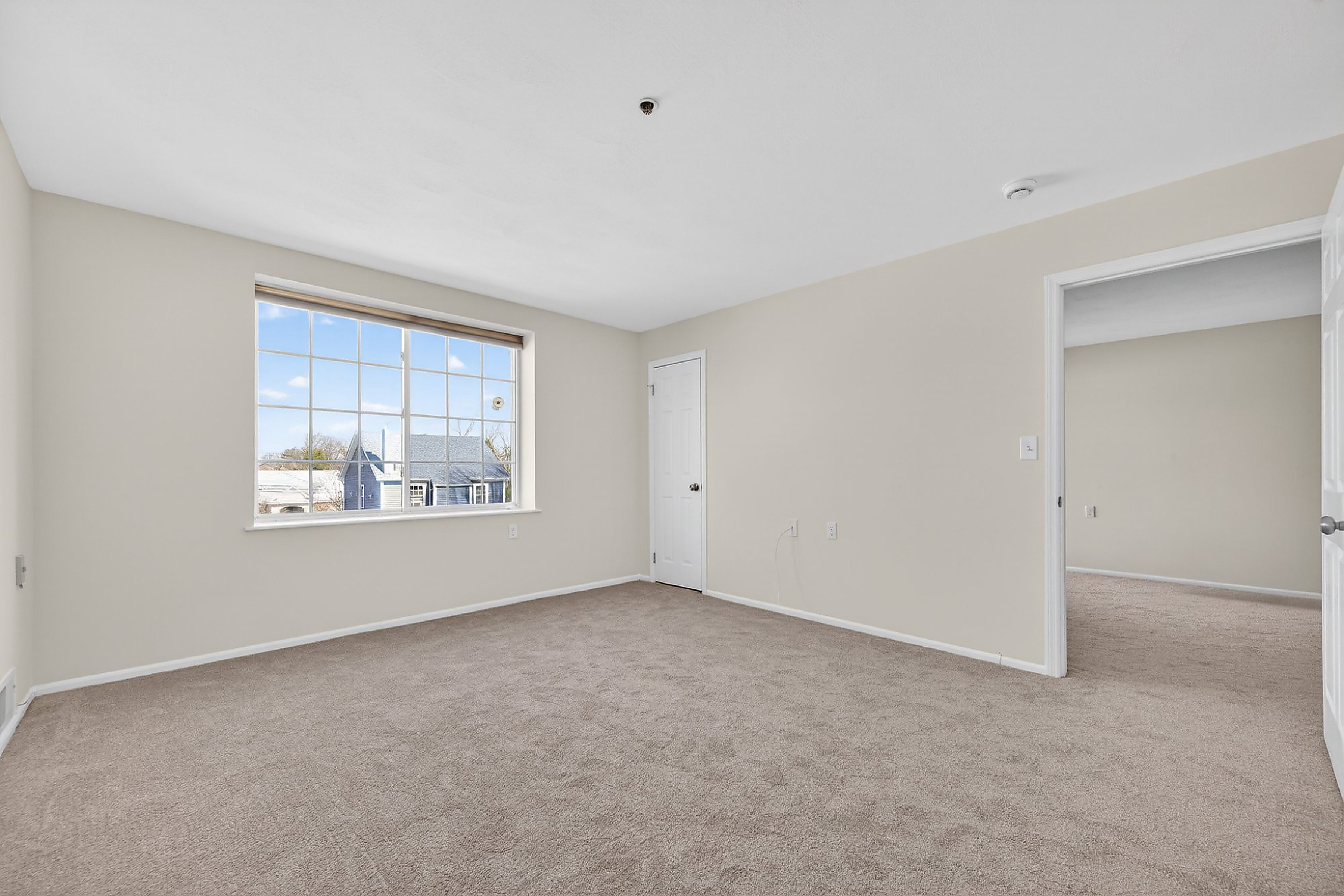  54 School Street, Westbury, NY, 11590 - 物件實景