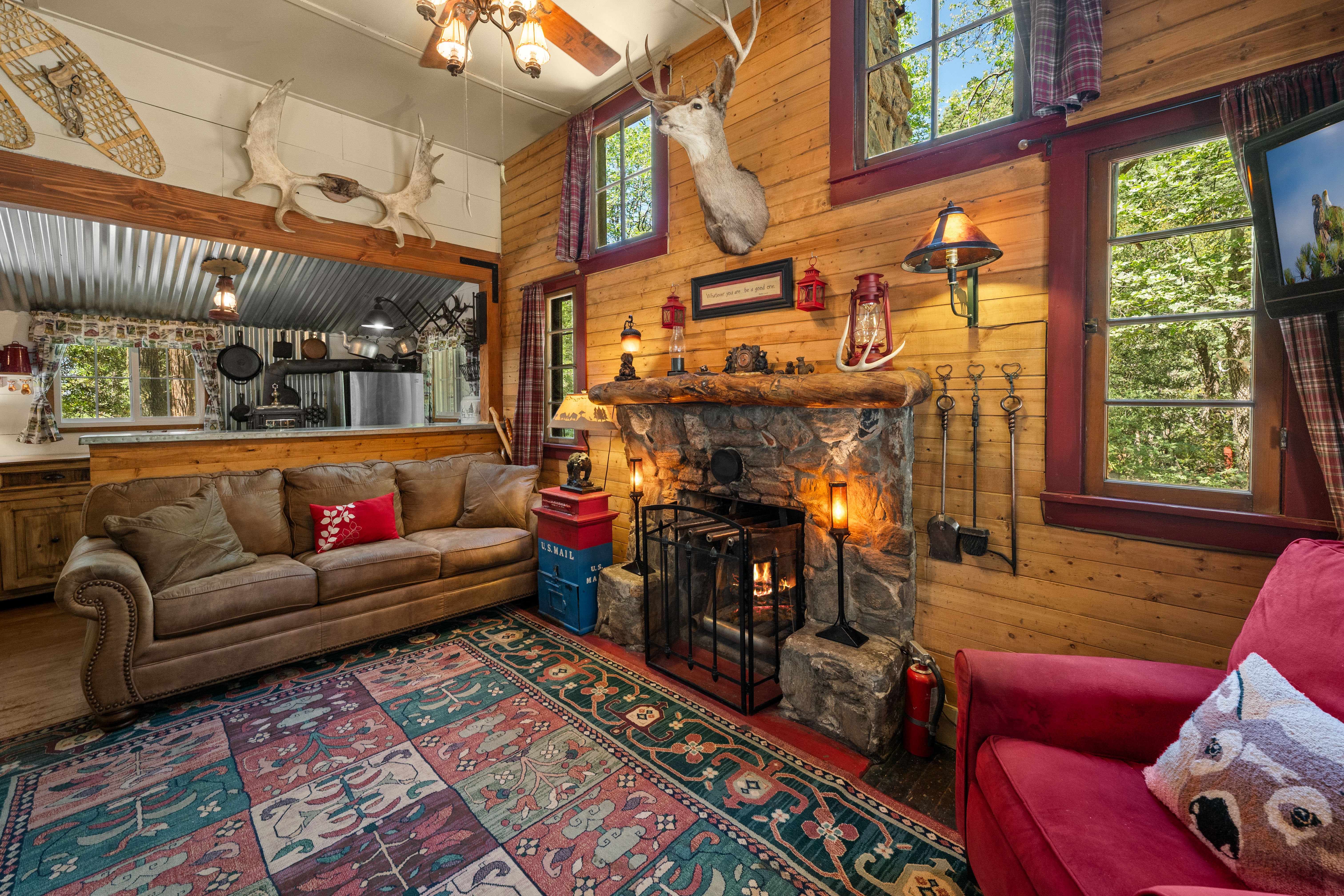  70 Barton Flats Road, Angelus Oaks, CA 92305 - 物件實景