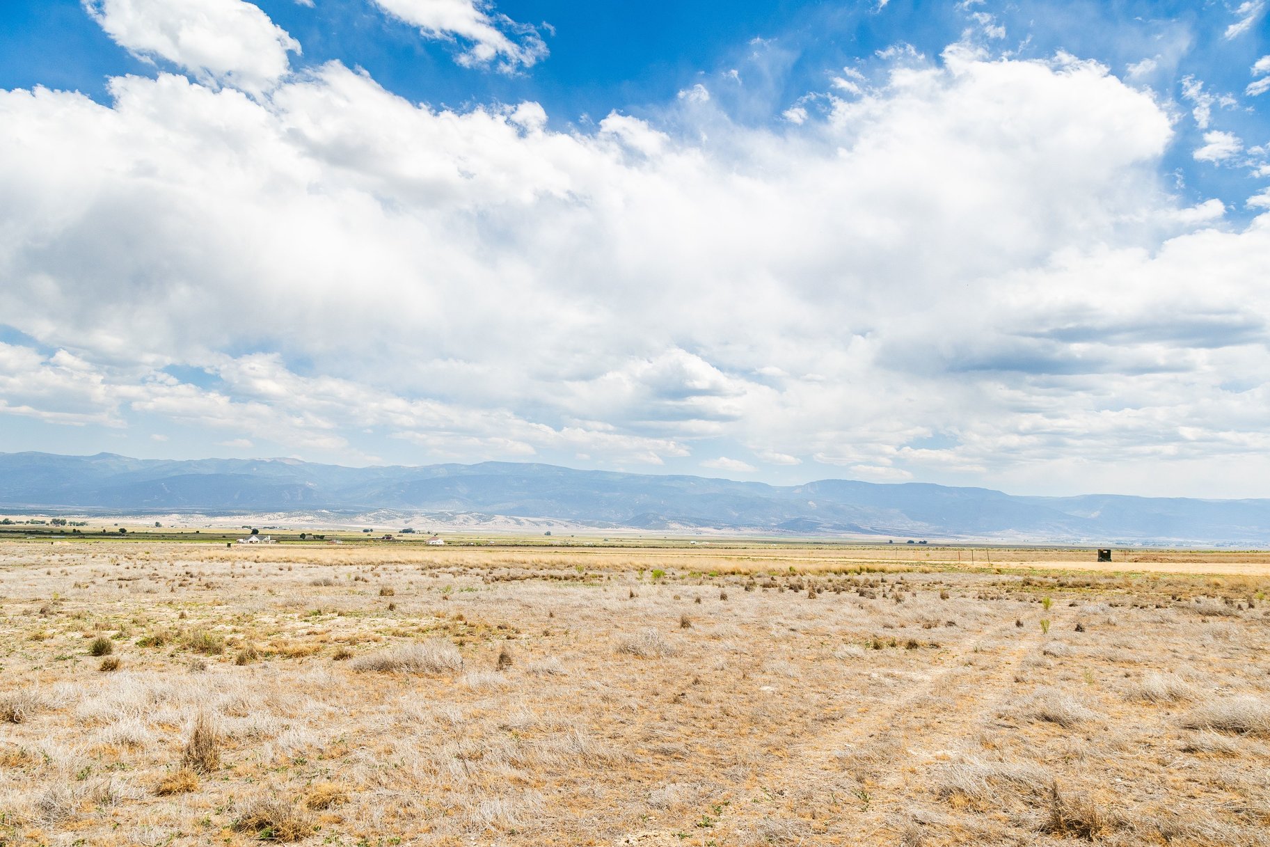  8.5-Acre Lots, No HOA, Stunning Horseshoe Mountain Views - 物件實景