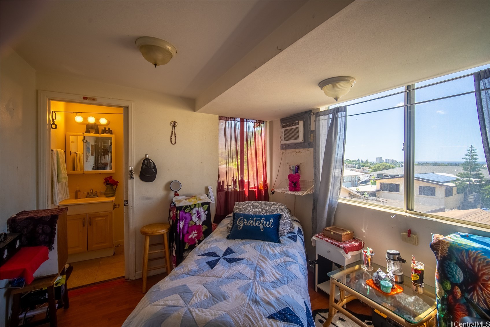 Honolulu, Hawaii, 96815, United States, 5 Bedrooms Bedrooms, ,3 BathroomsBathrooms,Residential,For Sale,1994650