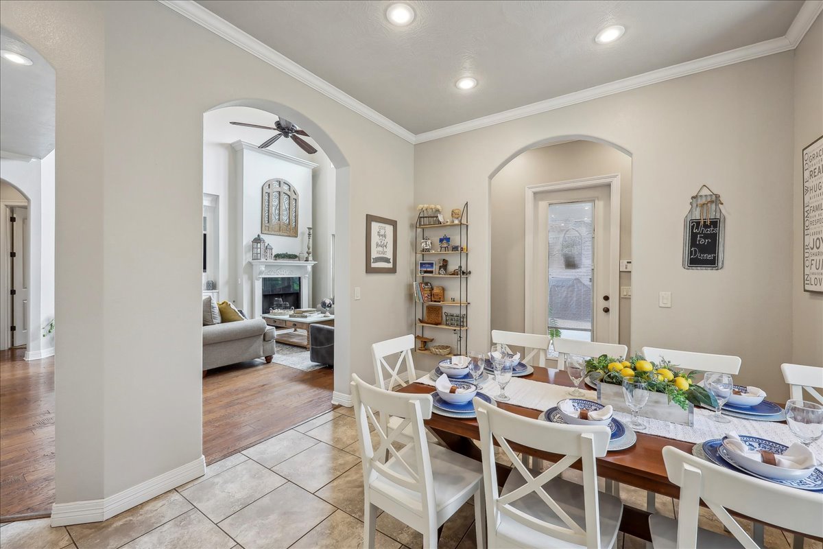 Lumberton, Texas, 77657, United States, 5 Bedrooms Bedrooms, ,4 BathroomsBathrooms,Residential,For Sale,1941970