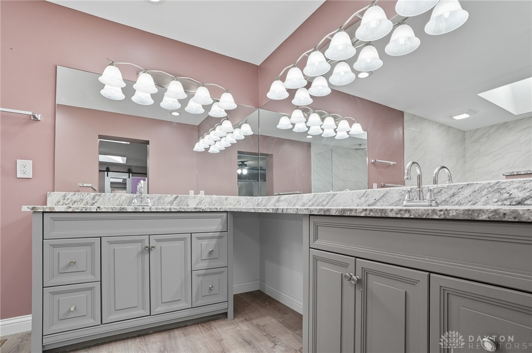 Brookville, Ohio, 45309, United States, 3 Bedrooms Bedrooms, ,4 BathroomsBathrooms,Residential,For Sale,1995742