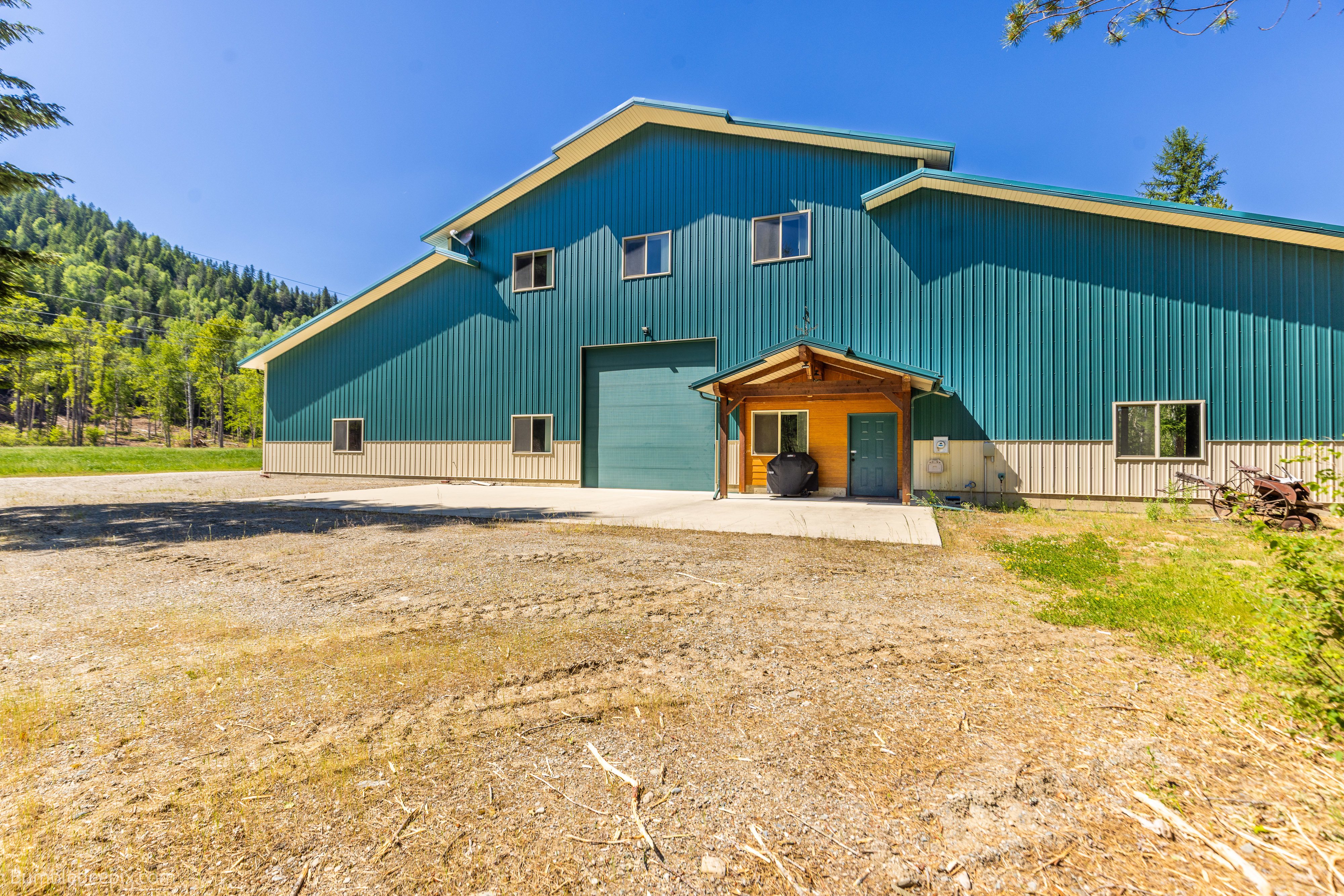 Cusick, Washington, 99119, United States, ,2 BathroomsBathrooms,Residential,For Sale,1978397