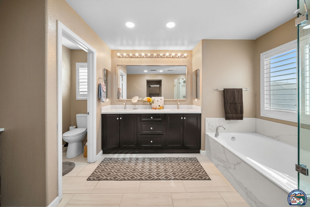 Imperial, California, 92251, United States, 4 Bedrooms Bedrooms, ,2 BathroomsBathrooms,Residential,For Sale,2001743