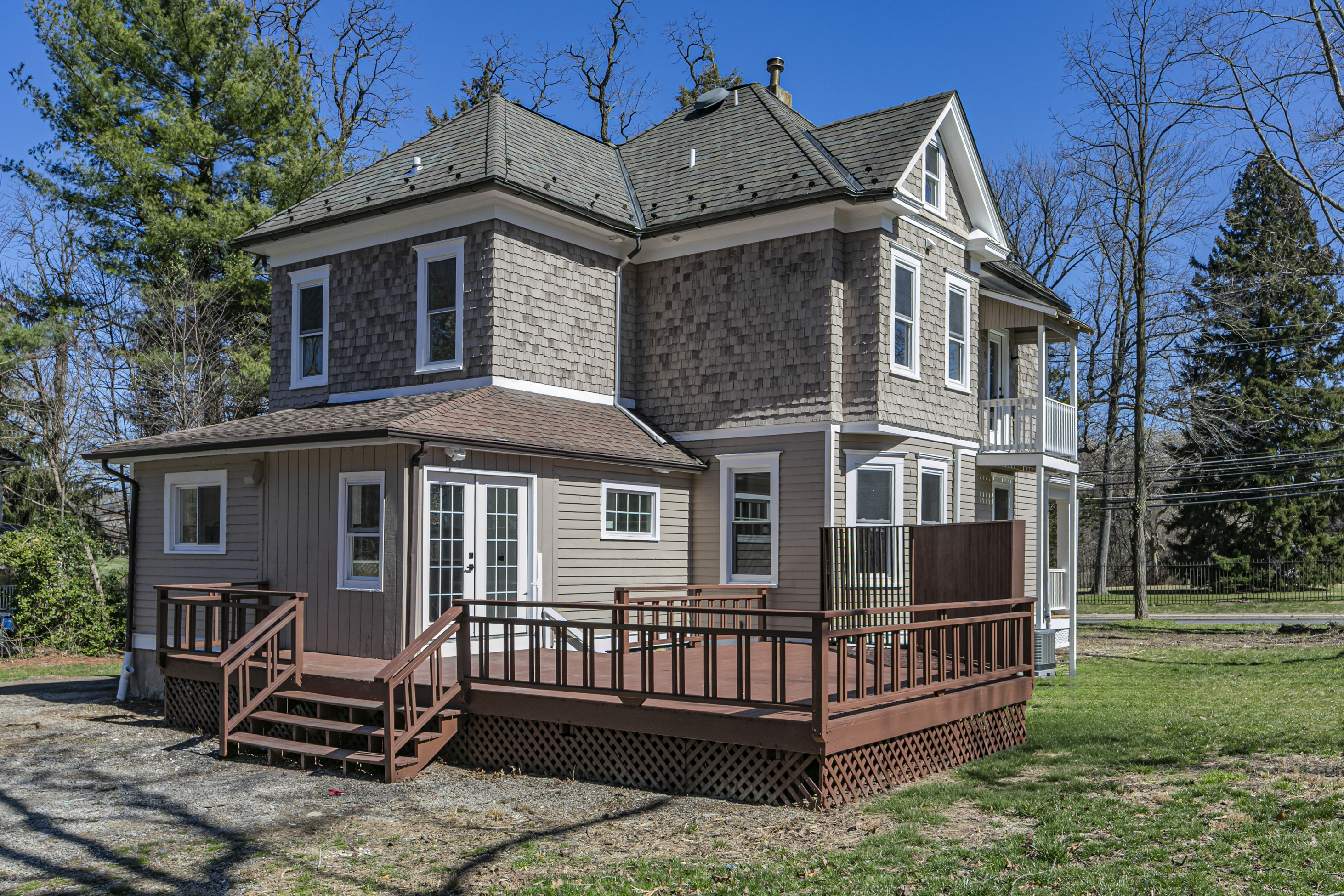  Historic Details to Modern Finishes - The Best of Both on a Double Lot - 物件實景