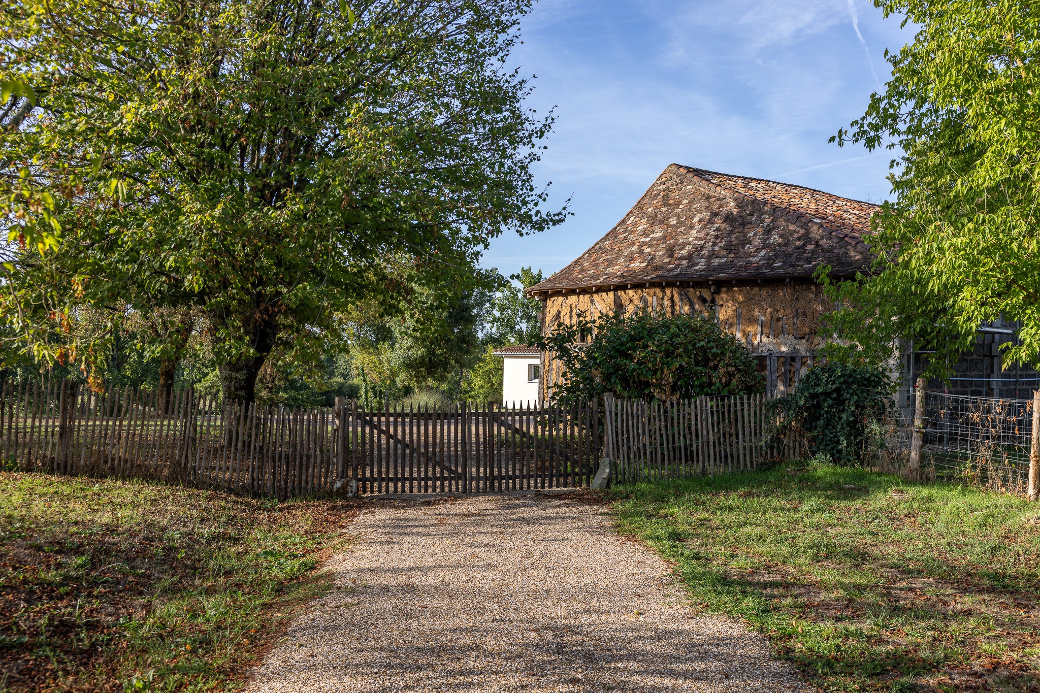  a reimagined périgord home, where  nature meets the art of living - 物件實景