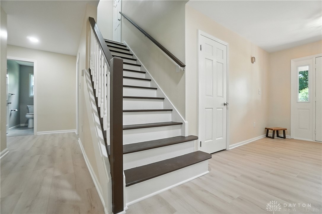 Kettering, Ohio, 45440, United States, 6 Bedrooms Bedrooms, ,3 BathroomsBathrooms,Residential,For Sale,1913800