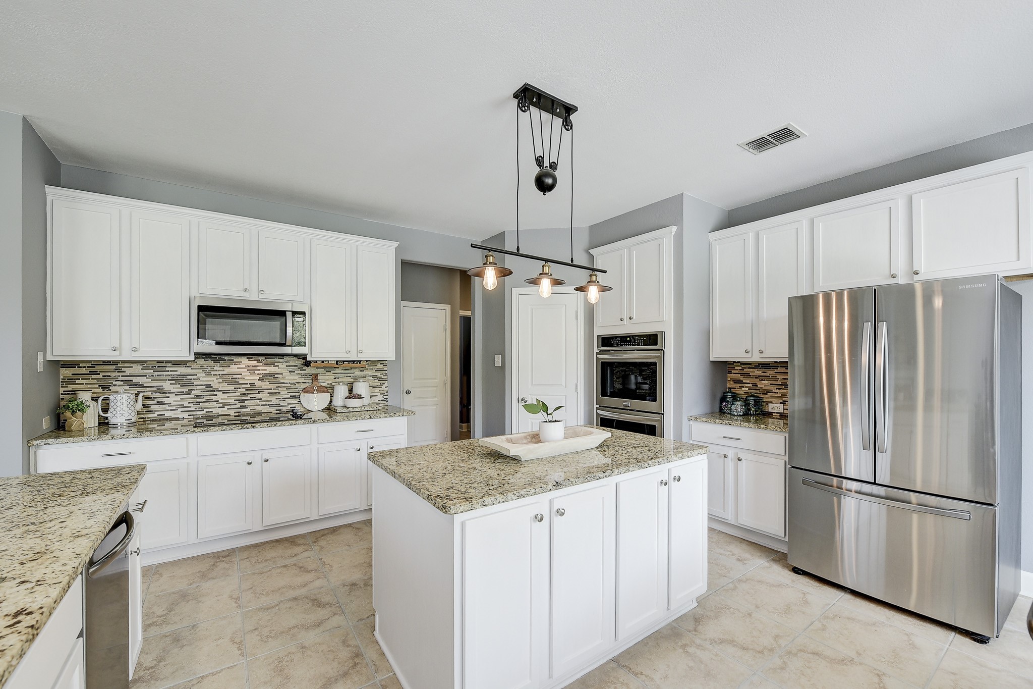 Little Elm, Texas, 75068, United States, 4 Bedrooms Bedrooms, ,4 BathroomsBathrooms,Residential,For Sale,1924720
