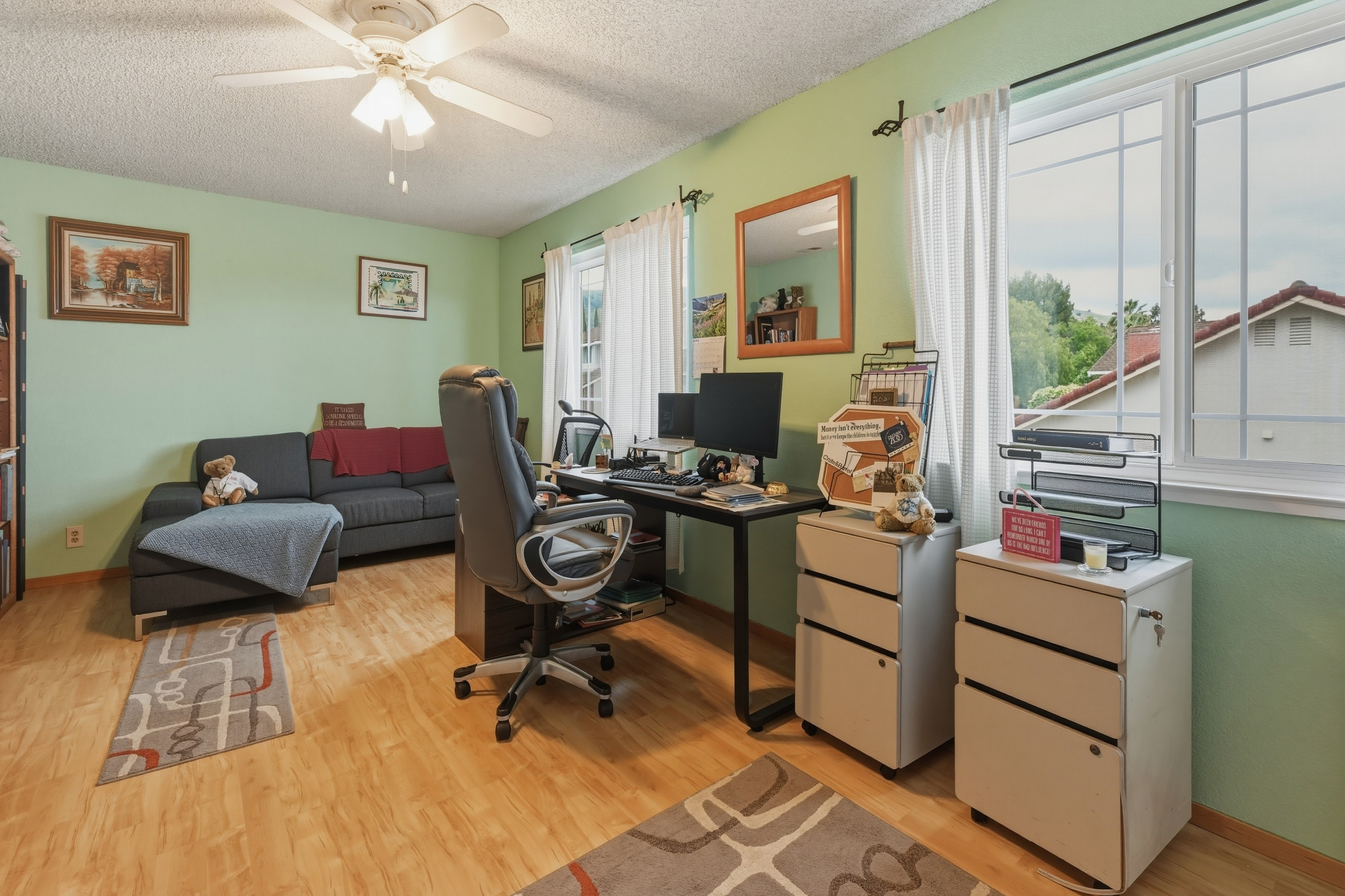  Stunningly Upgraded Home with Modern Amenities and Charm - 物件實景