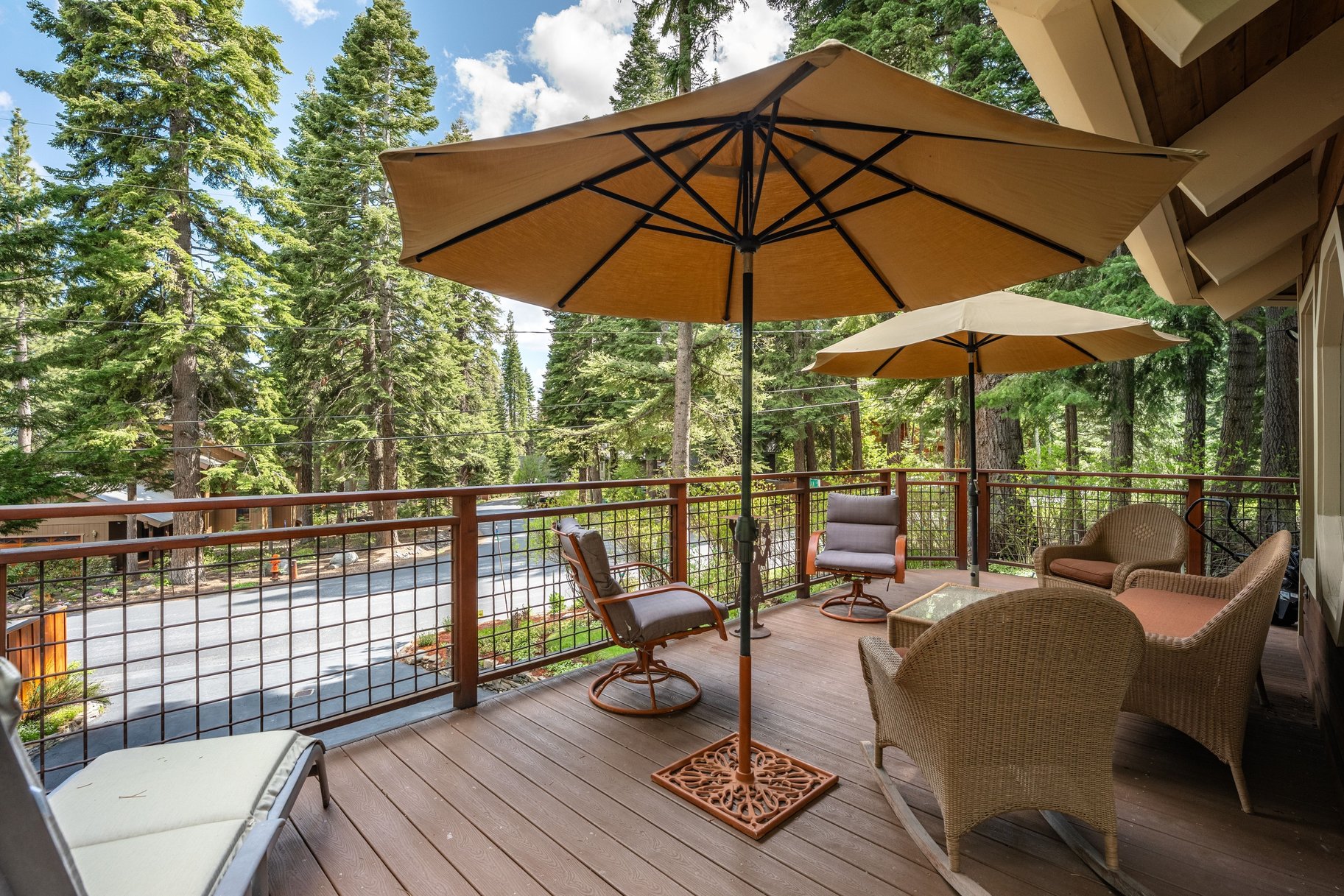  Carnelian Bay home backing to forest service and with an additional vacant lot - 物件實景