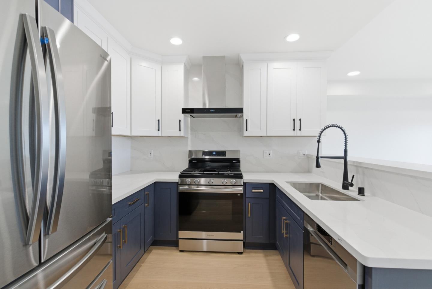 San Carlos, California, 94070, United States, 2 Bedrooms Bedrooms, ,2 BathroomsBathrooms,Residential,For Sale,2002973