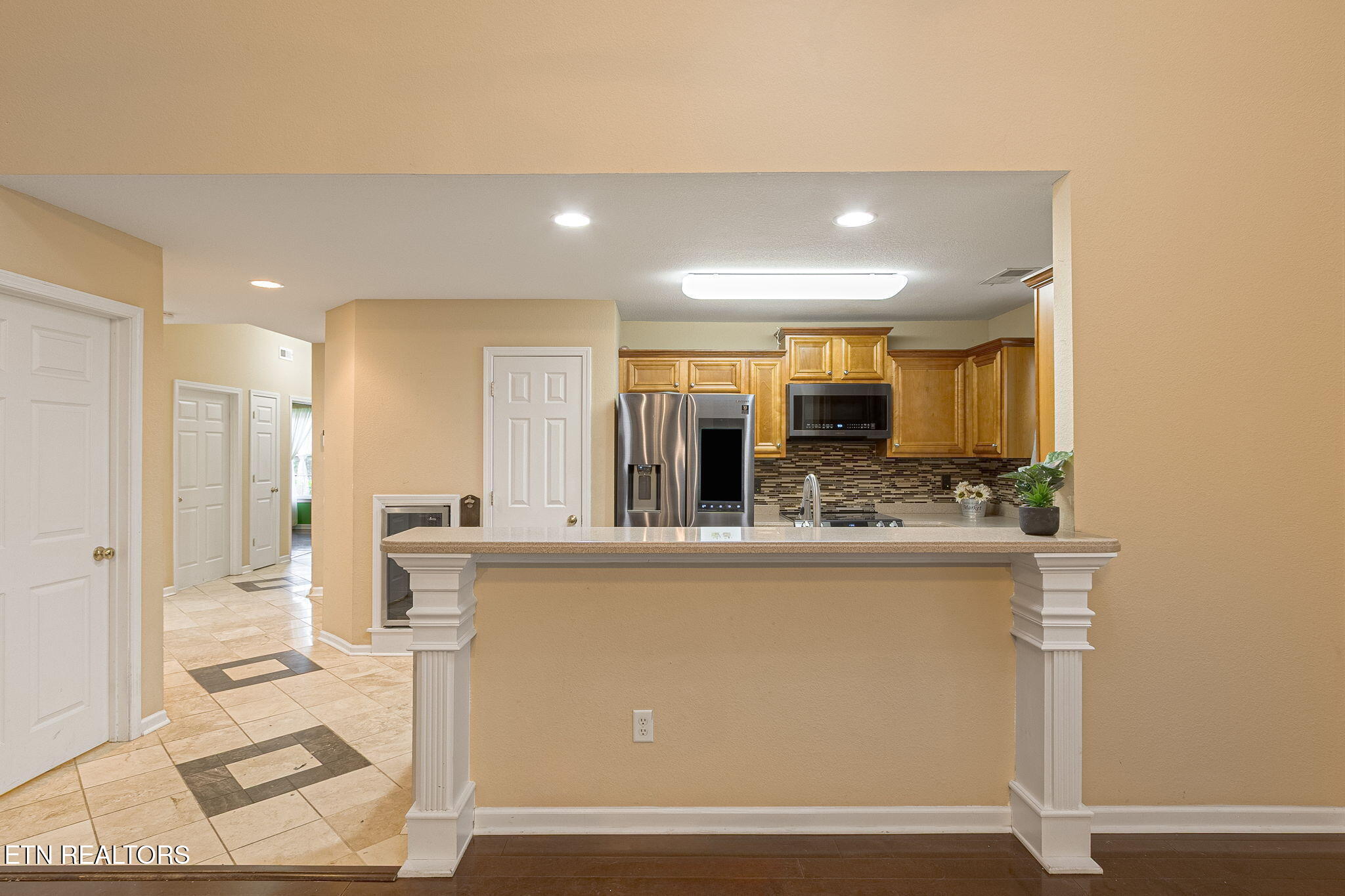 Knoxville, Tennessee, 37932, United States, 4 Bedrooms Bedrooms, ,4 BathroomsBathrooms,Residential,For Sale,1975701