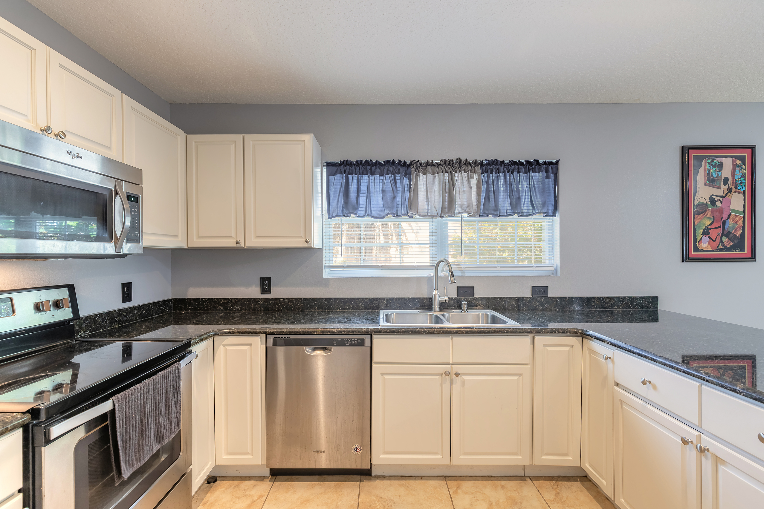 Daytona Beach, Florida, 32118, United States, 5 Bedrooms Bedrooms, ,3 BathroomsBathrooms,Residential,For Sale,1982545