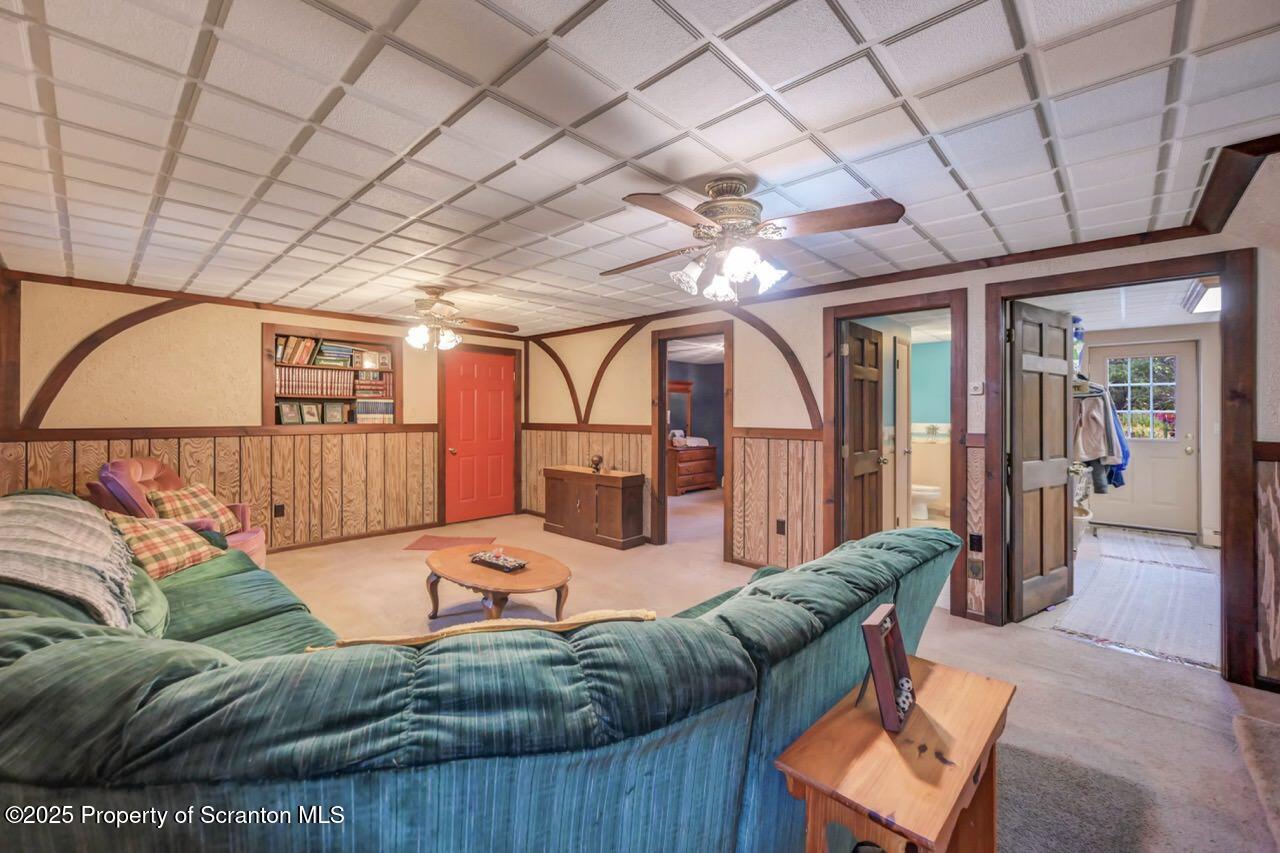 Gouldsboro, Pennsylvania, 18424, United States, 4 Bedrooms Bedrooms, ,3 BathroomsBathrooms,Residential,For Sale,1998512