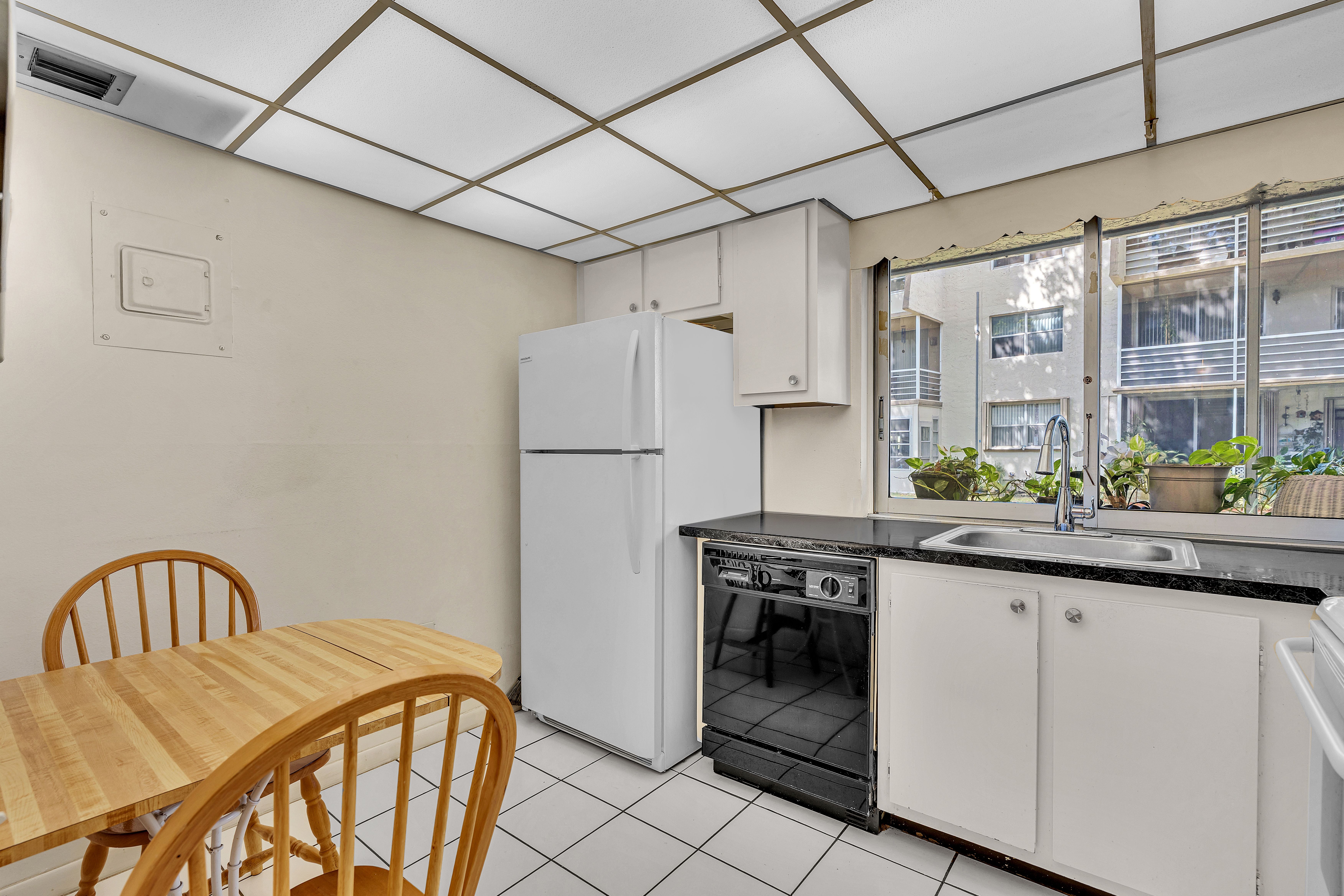  9360 Lime Bay Blvd, Tamarac, FL, 33321 - 物件實景