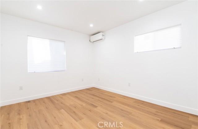 Los Angeles, California, 90001, United States, 5 Bedrooms Bedrooms, ,5 BathroomsBathrooms,Residential,For Sale,2009948