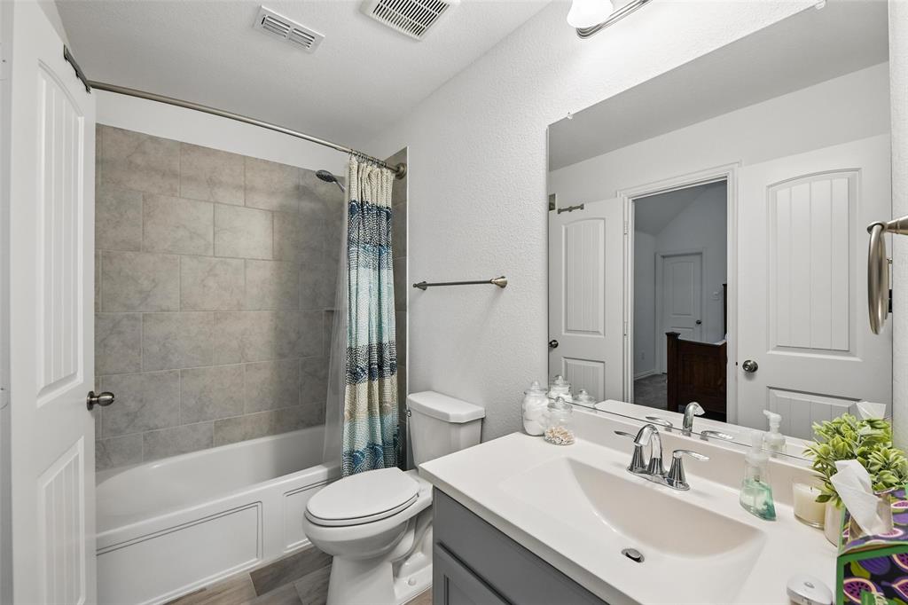 Haslet, Texas, 76177, United States, 5 Bedrooms Bedrooms, ,4 BathroomsBathrooms,Residential,For Sale,1840704