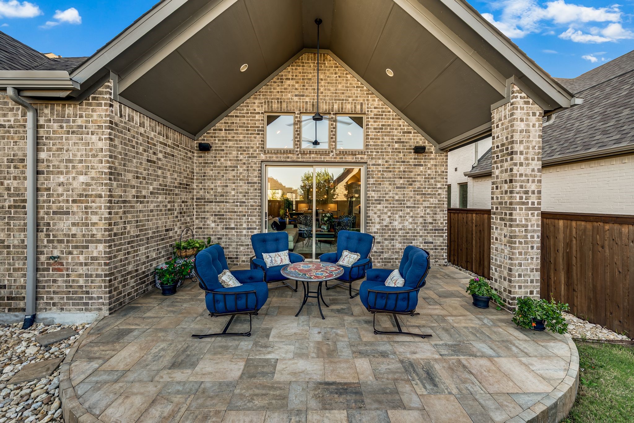 The Colony, Texas, 75056, United States, 4 Bedrooms Bedrooms, ,3 BathroomsBathrooms,Residential,For Sale,1987995