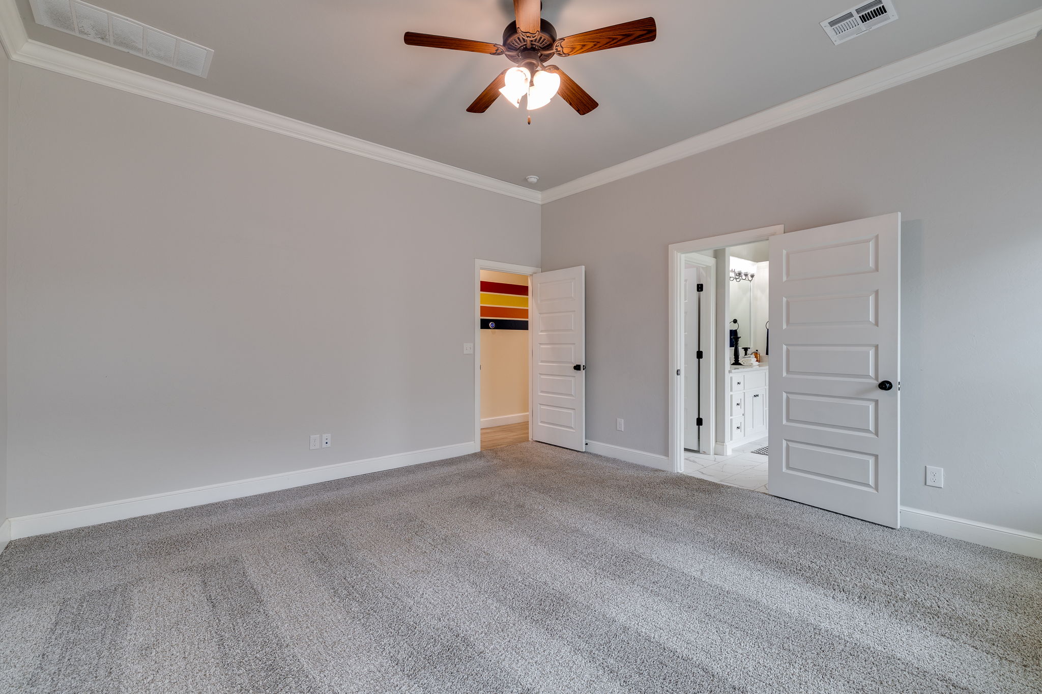  3904 Wedgewood Creek Drive, Oklahoma City, OK 73179 - 物件實景