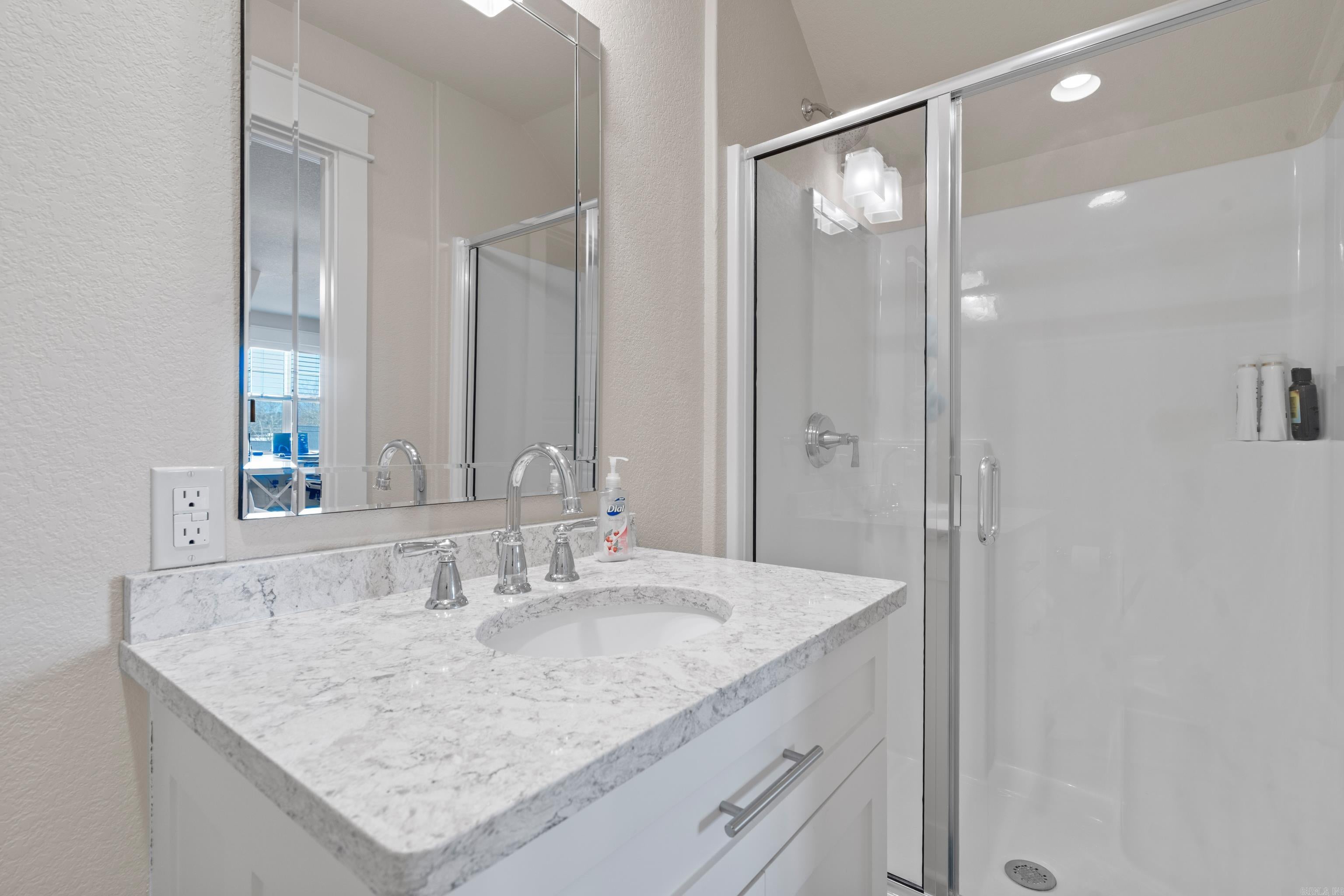 Hot Springs, Arkansas, 71913, United States, 4 Bedrooms Bedrooms, ,4 BathroomsBathrooms,Residential,For Sale,2019314