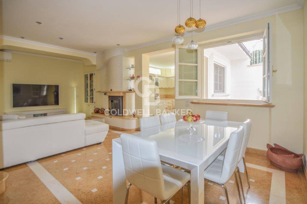 via vaiana, Pietrasanta, Lucca, 55045, IT, 5 Bedrooms Bedrooms, ,6 BathroomsBathrooms,Residential,For Sale,via vaiana,1676903