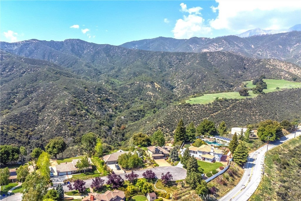 Yucaipa, California, 92399, United States, 3 Bedrooms Bedrooms, ,3 BathroomsBathrooms,Residential,For Sale,1792415