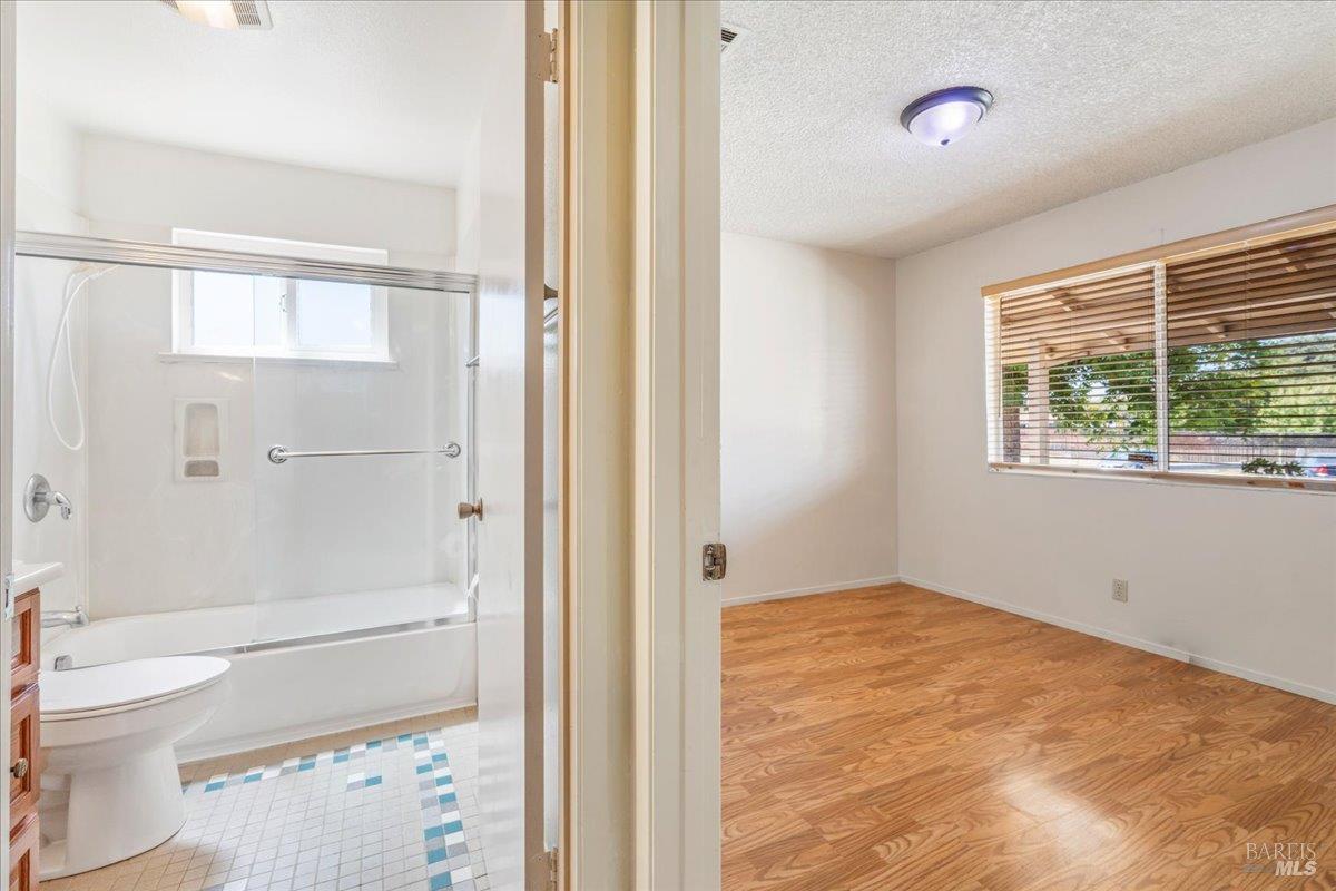 Fairfield, California, 94533, United States, 4 Bedrooms Bedrooms, ,2 BathroomsBathrooms,Residential,For Sale,1927172