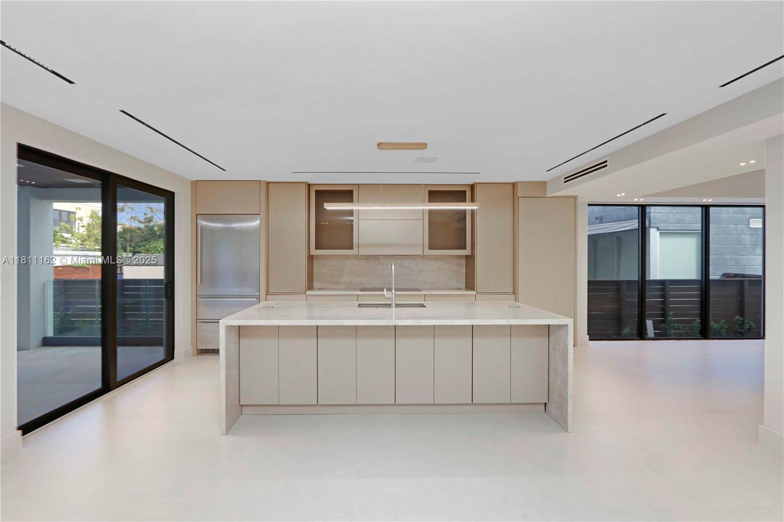 Miami, Florida, 33129, United States, 4 Bedrooms Bedrooms, ,5 BathroomsBathrooms,Residential,For Sale,1839083