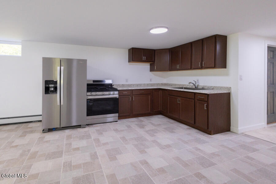 Summit, New York, 12175, United States, 3 Bedrooms Bedrooms, ,4 BathroomsBathrooms,Residential,For Sale,1942619