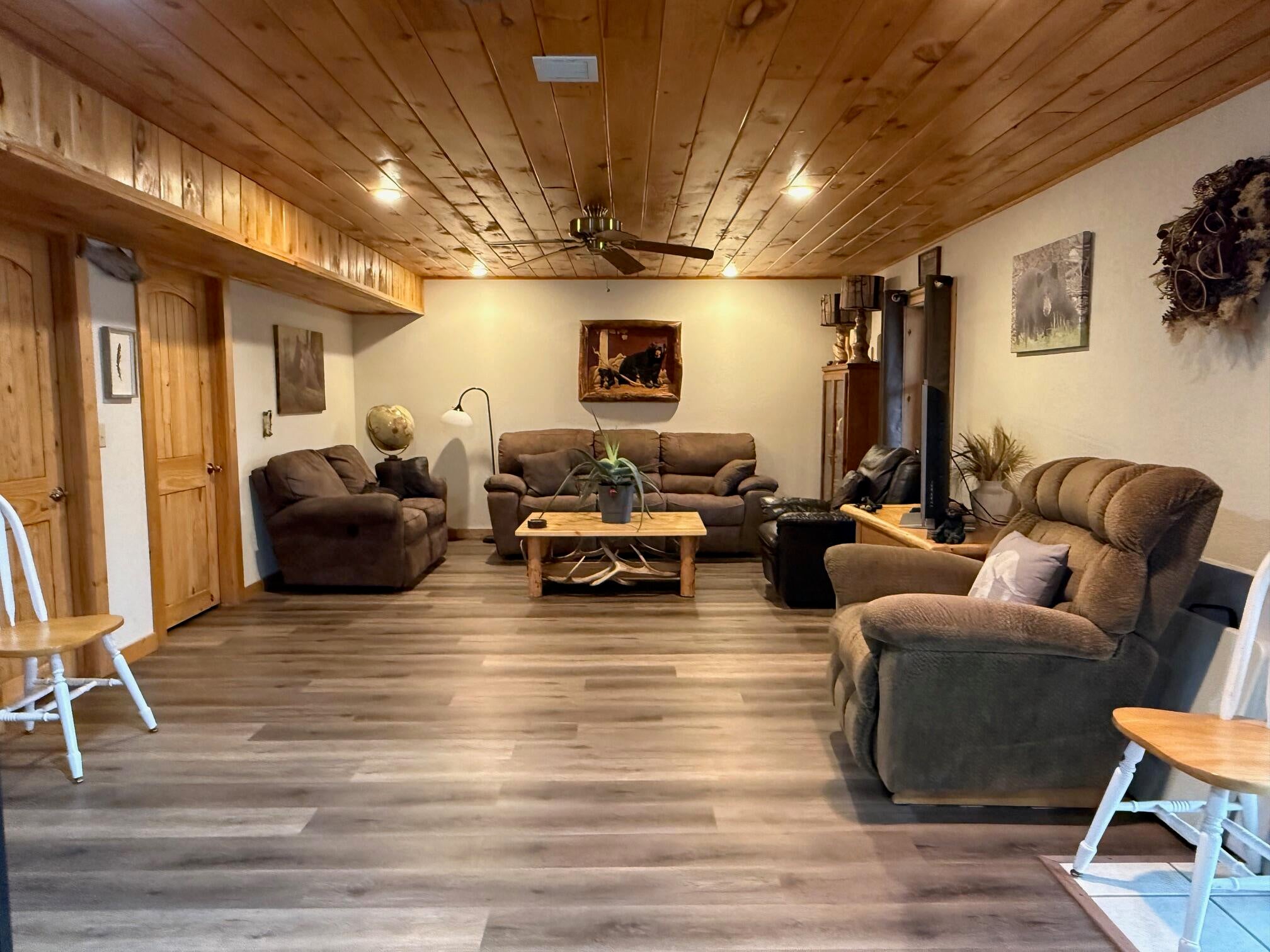 Norwood, Missouri, 65717, United States, 3 Bedrooms Bedrooms, ,3 BathroomsBathrooms,Residential,For Sale,2005497