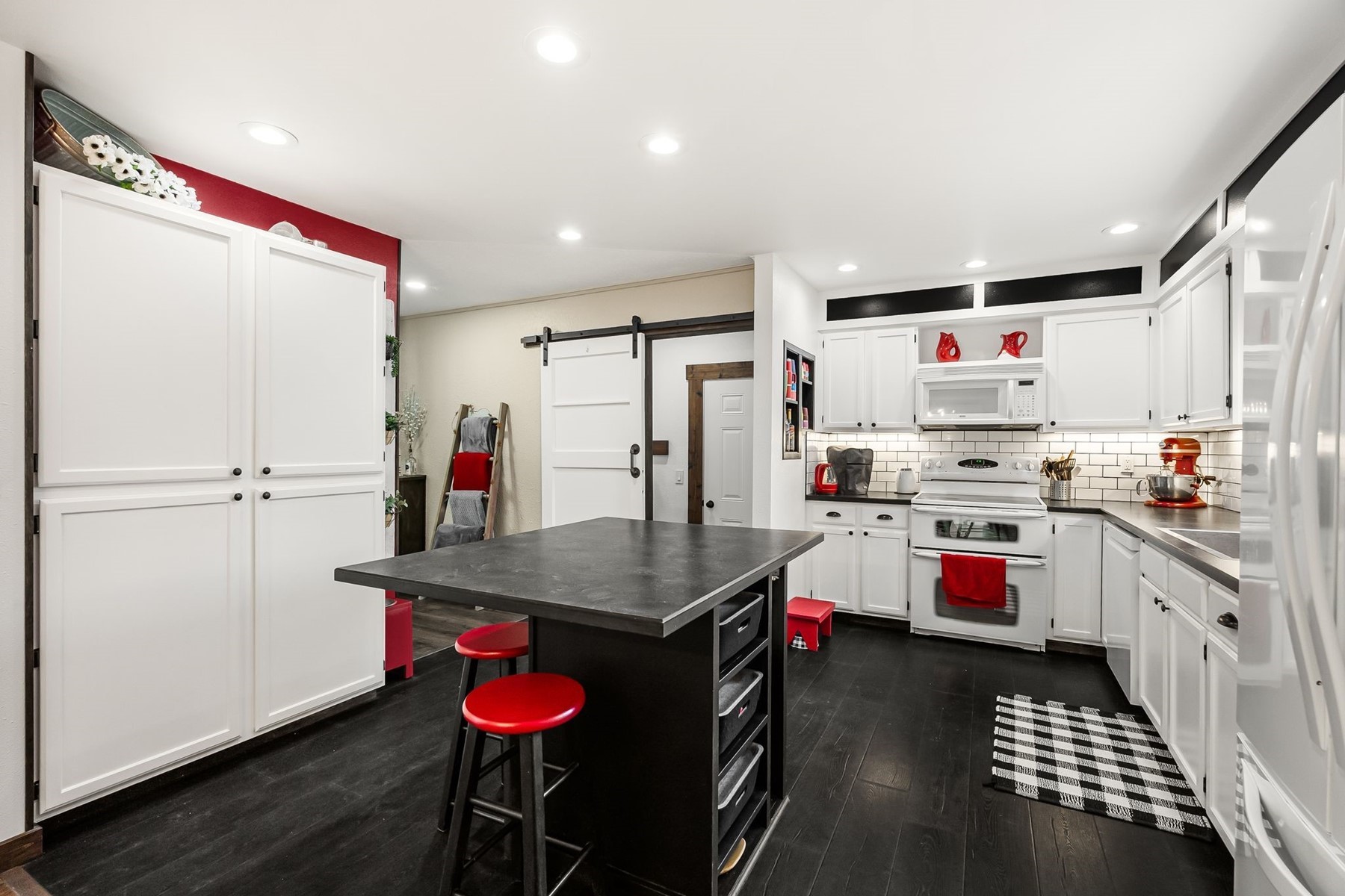  Sagle Multi-Generational - 物件實景