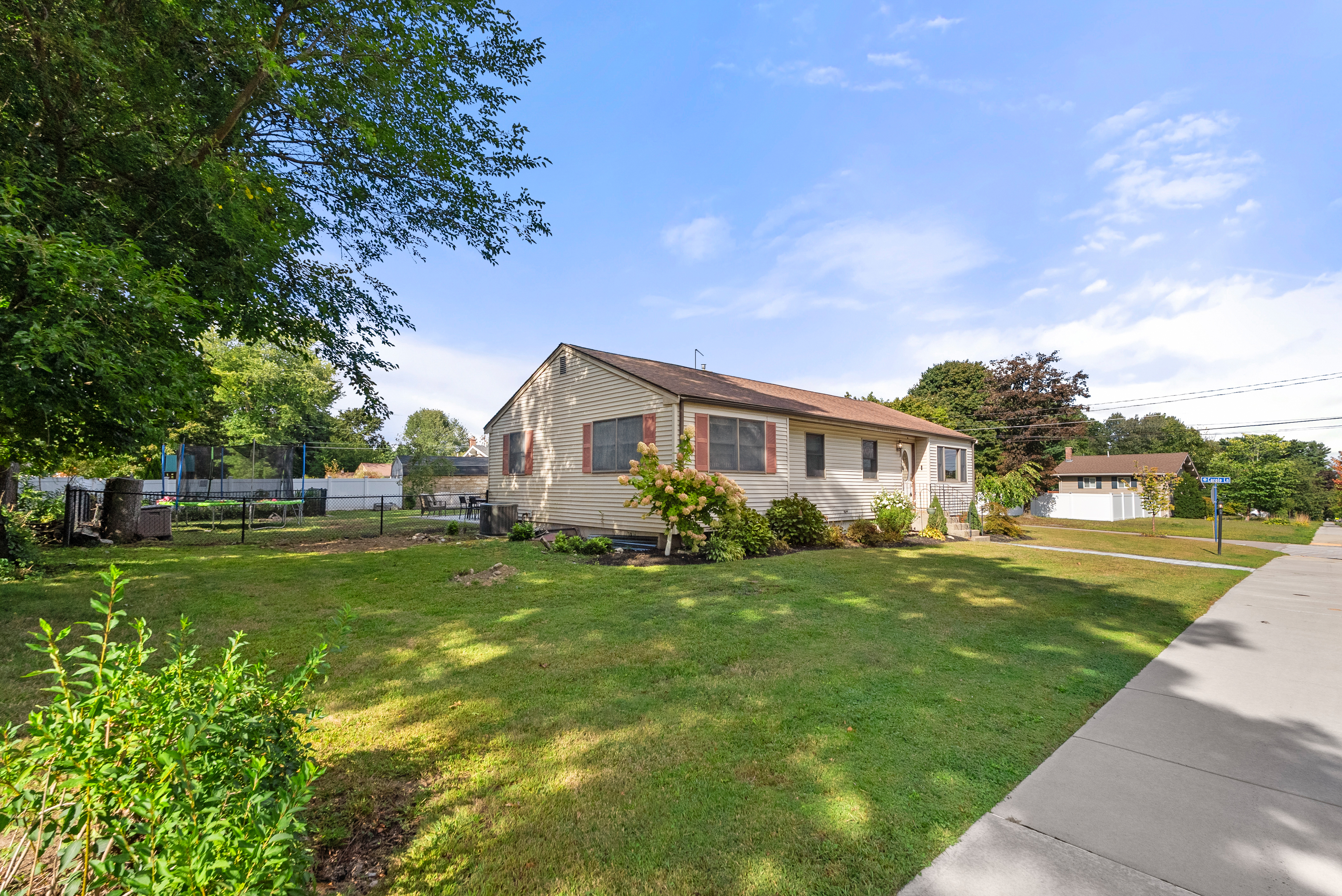  50 Main Street, Medway, MA, 02053 - 物件實景