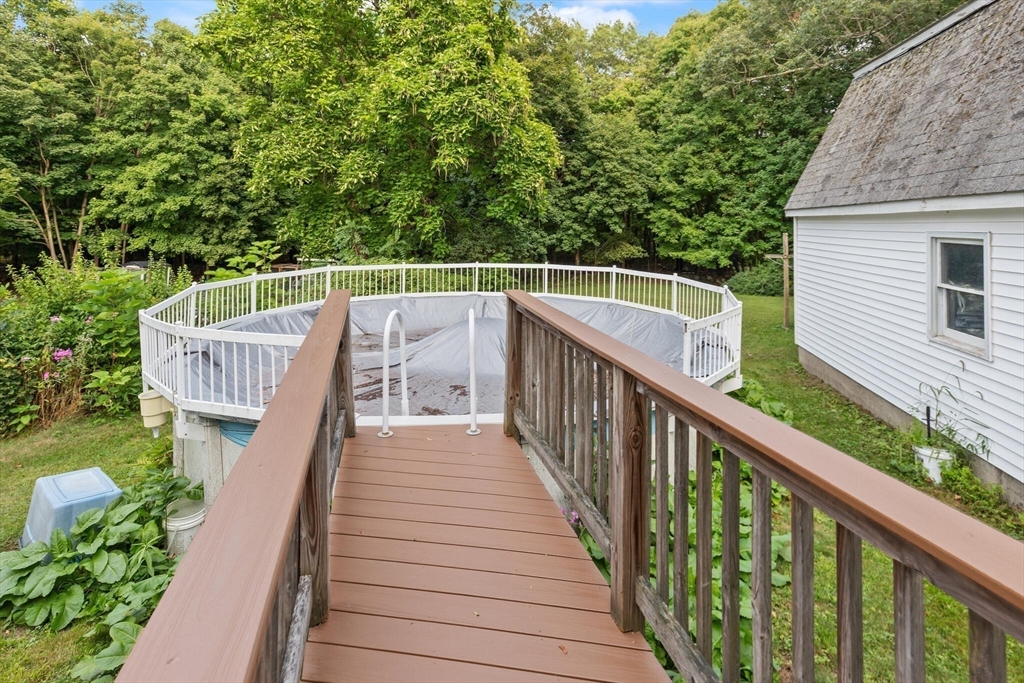 North Attleboro, Massachusetts, 02760, United States, 5 Bedrooms Bedrooms, ,2 BathroomsBathrooms,Residential,For Sale,1939439