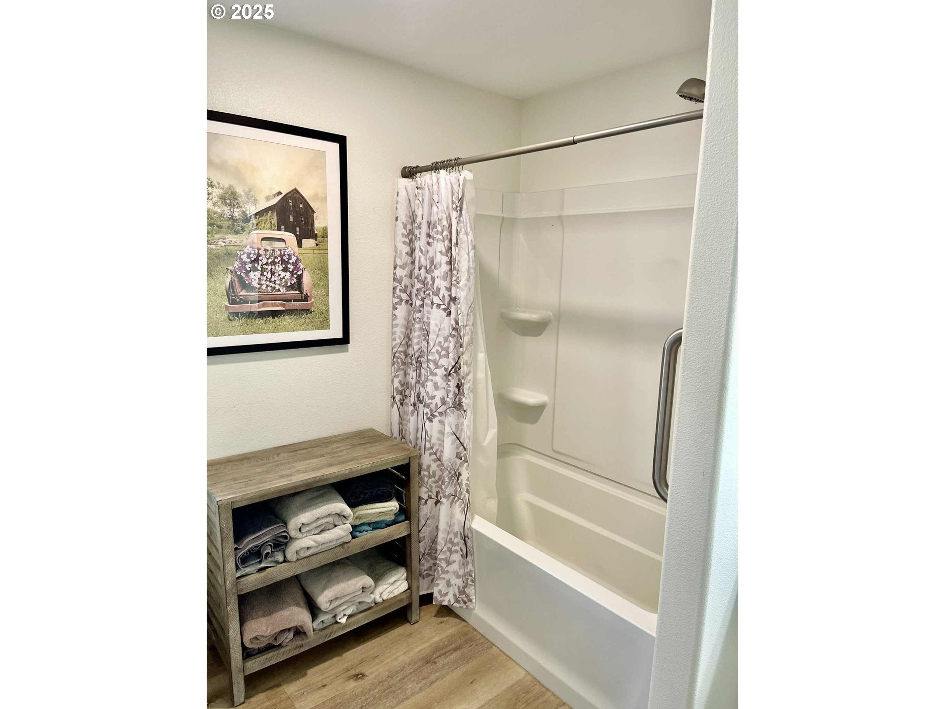 Beaver, Oregon, 97108, United States, 4 Bedrooms Bedrooms, ,2 BathroomsBathrooms,Residential,For Sale,1991728