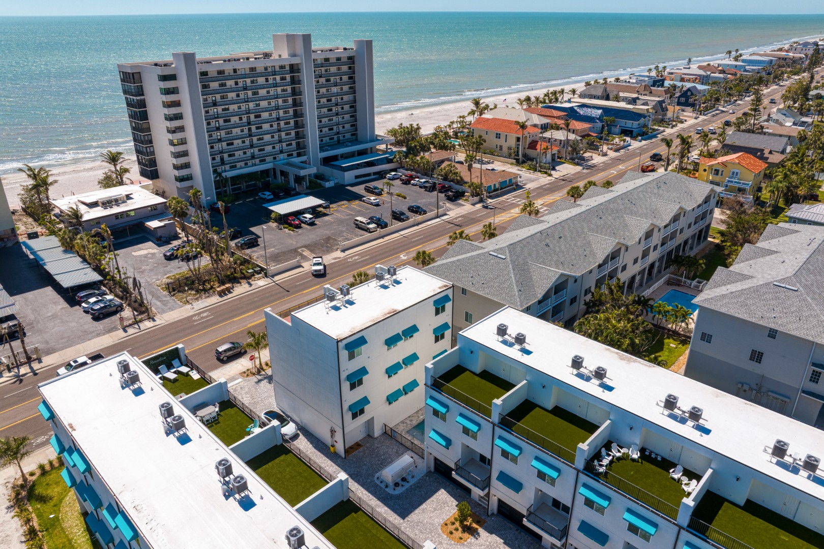Madeira Beach, Florida, 33708, United States, 5 Bedrooms Bedrooms, ,4 BathroomsBathrooms,Residential,For Sale,1810583