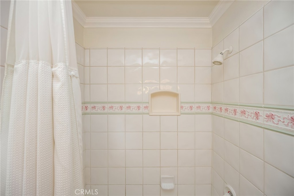 Irvine, California, 92614, United States, 4 Bedrooms Bedrooms, ,3 BathroomsBathrooms,Residential,For Sale,1988283