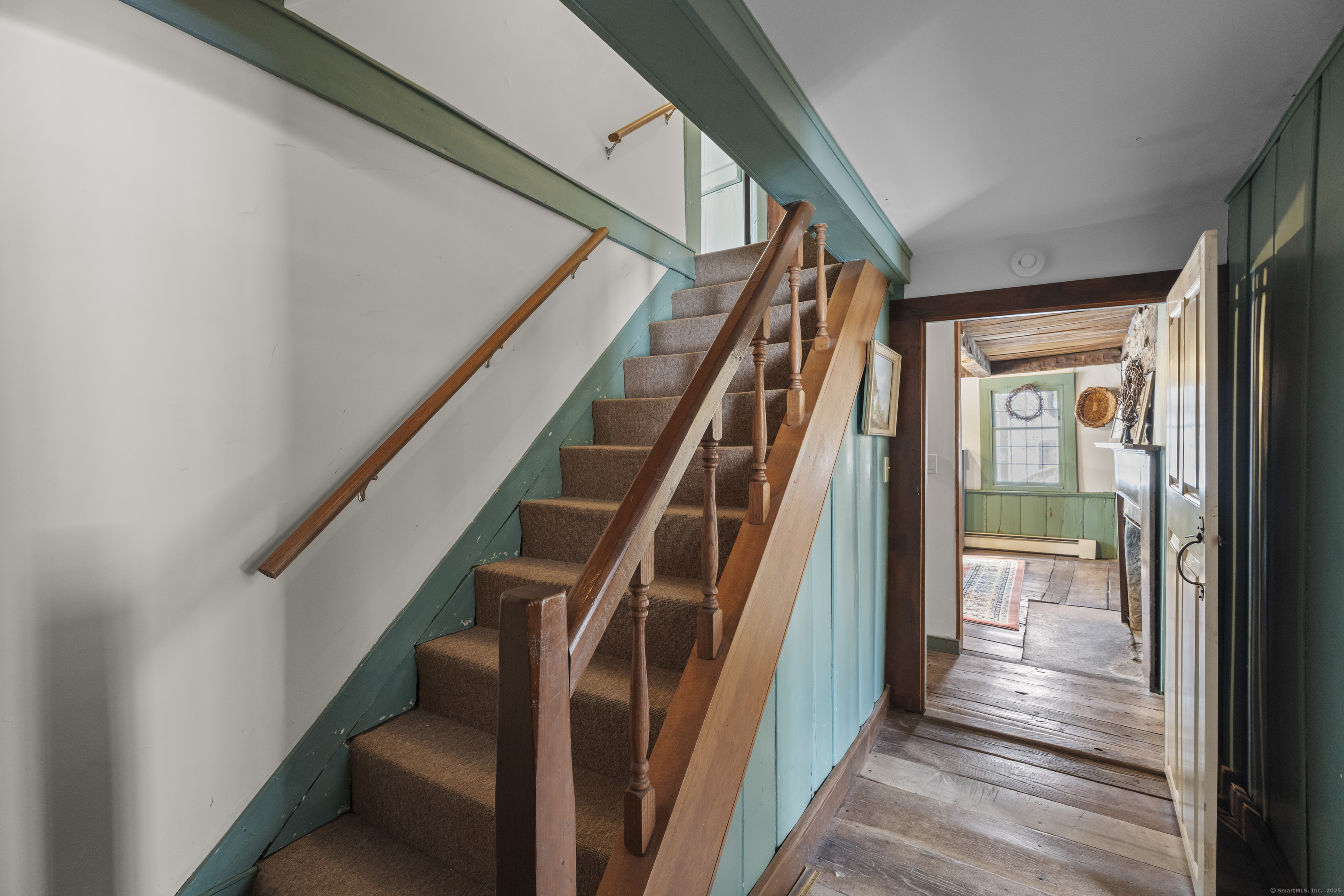 Clinton, Connecticut, 06413, United States, 4 Bedrooms Bedrooms, ,2 BathroomsBathrooms,Residential,For Sale,1998162