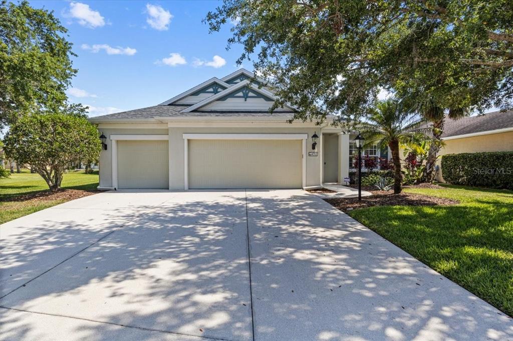 Parrish, Florida, 34219, United States, 3 Bedrooms Bedrooms, ,2 BathroomsBathrooms,Residential,For Sale,1804422