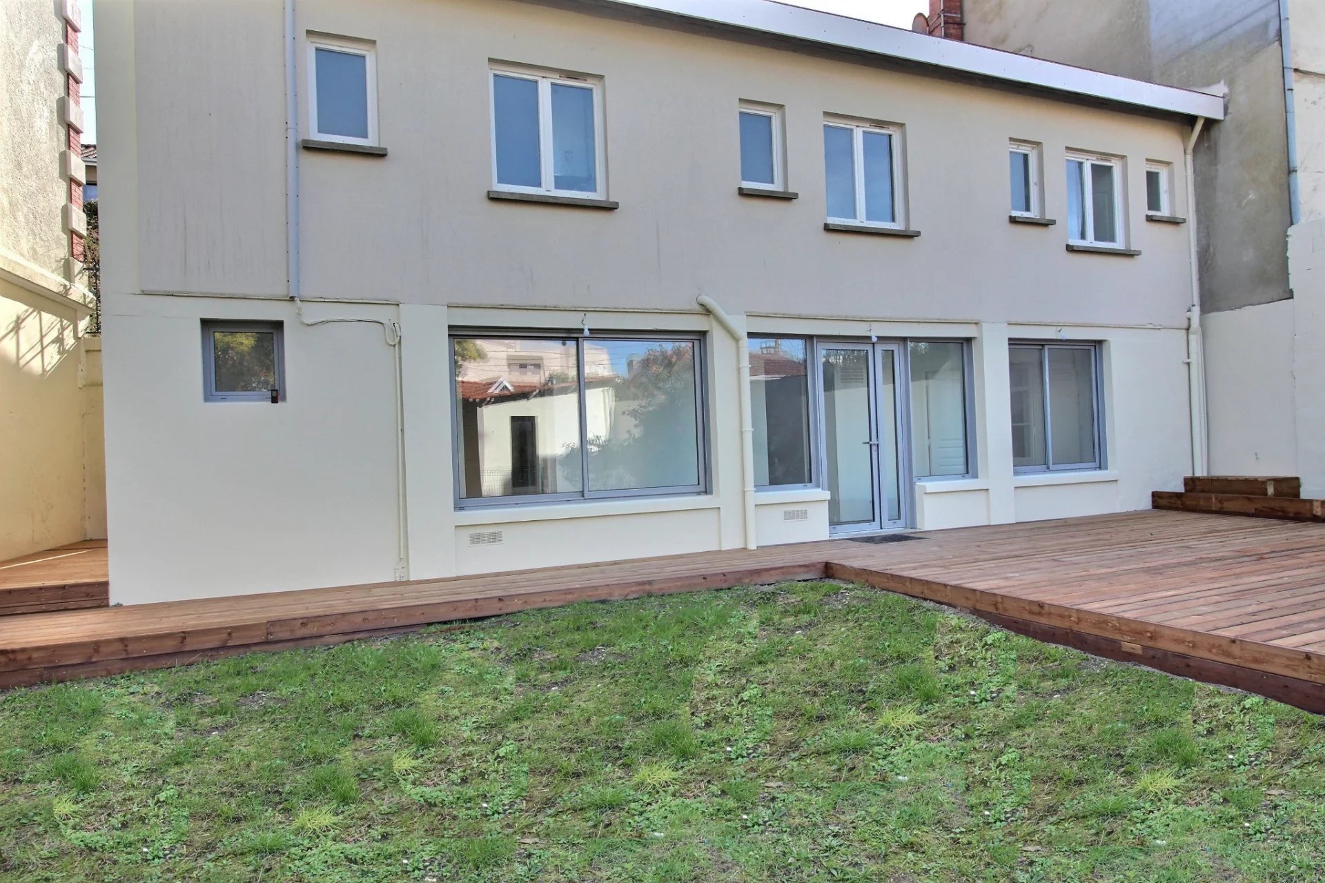 Arcachon, New Aquitaine, 33120, FR, 3 Bedrooms Bedrooms, ,2 BathroomsBathrooms,Residential,For Sale,1620691