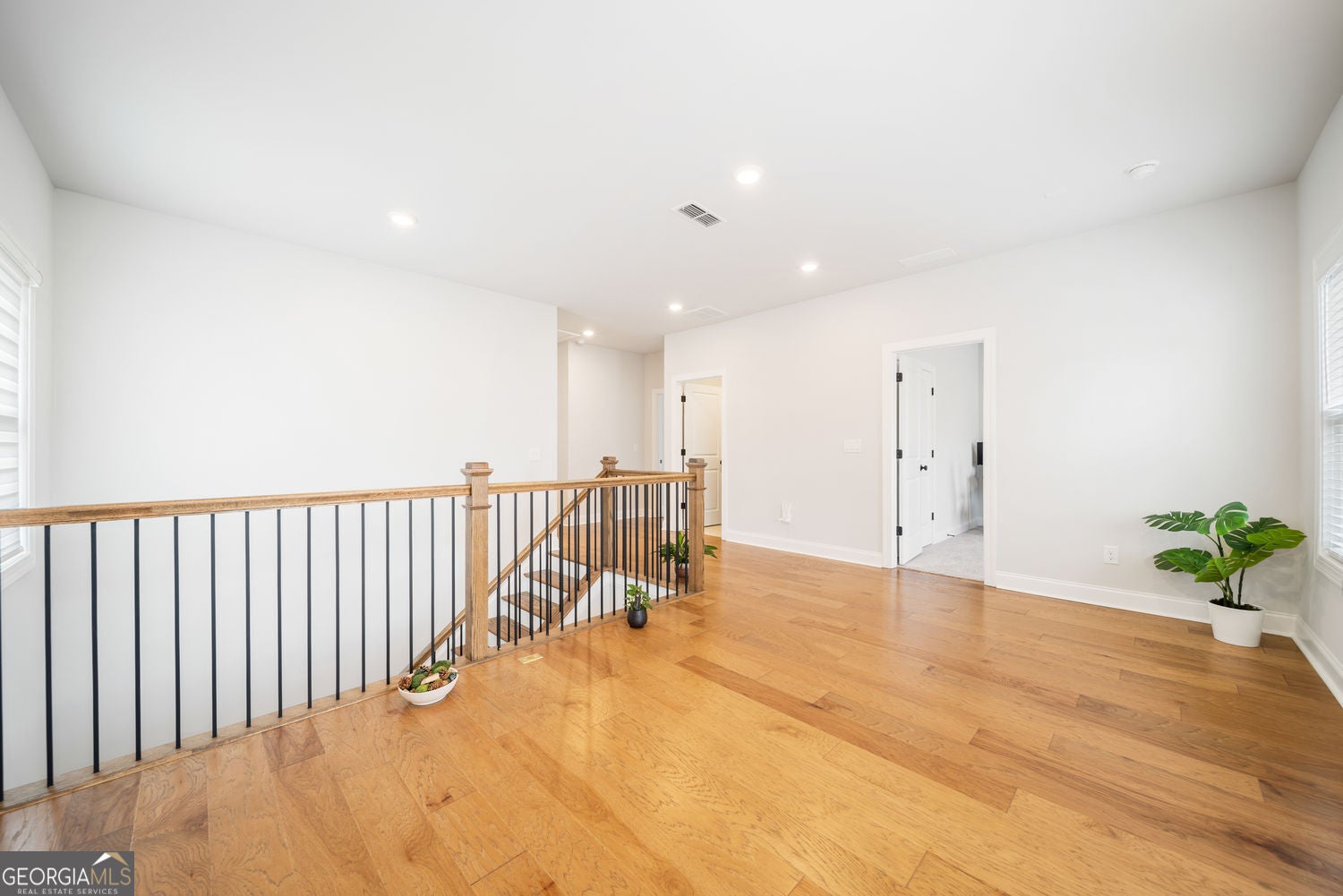 Buford, Georgia, 30518, United States, 5 Bedrooms Bedrooms, ,3 BathroomsBathrooms,Residential,For Sale,2006599